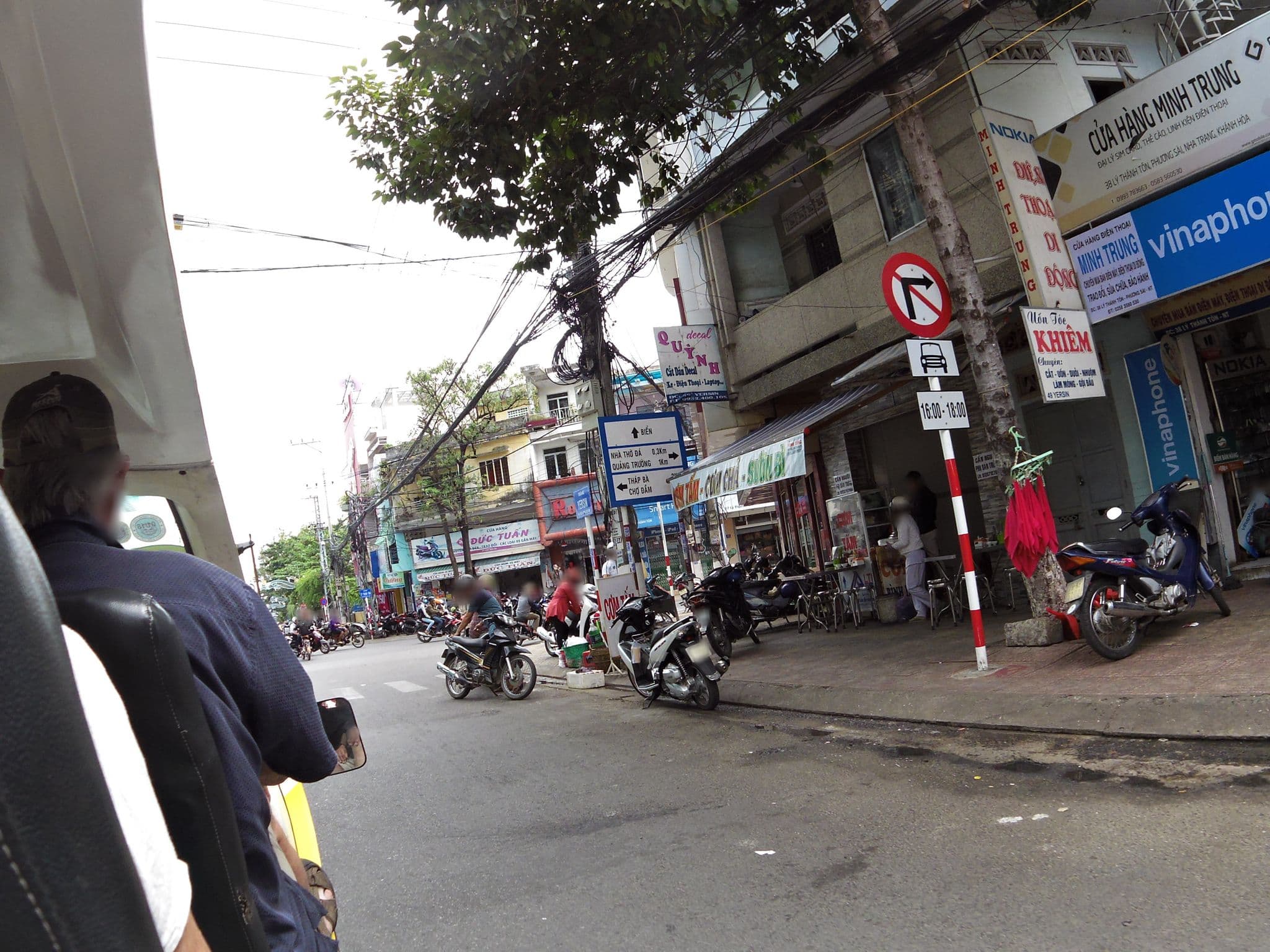 Street view near Florida Nha Trang Hotel, Nha Trang — © skillsy (CC BY-SA · Mapillary)