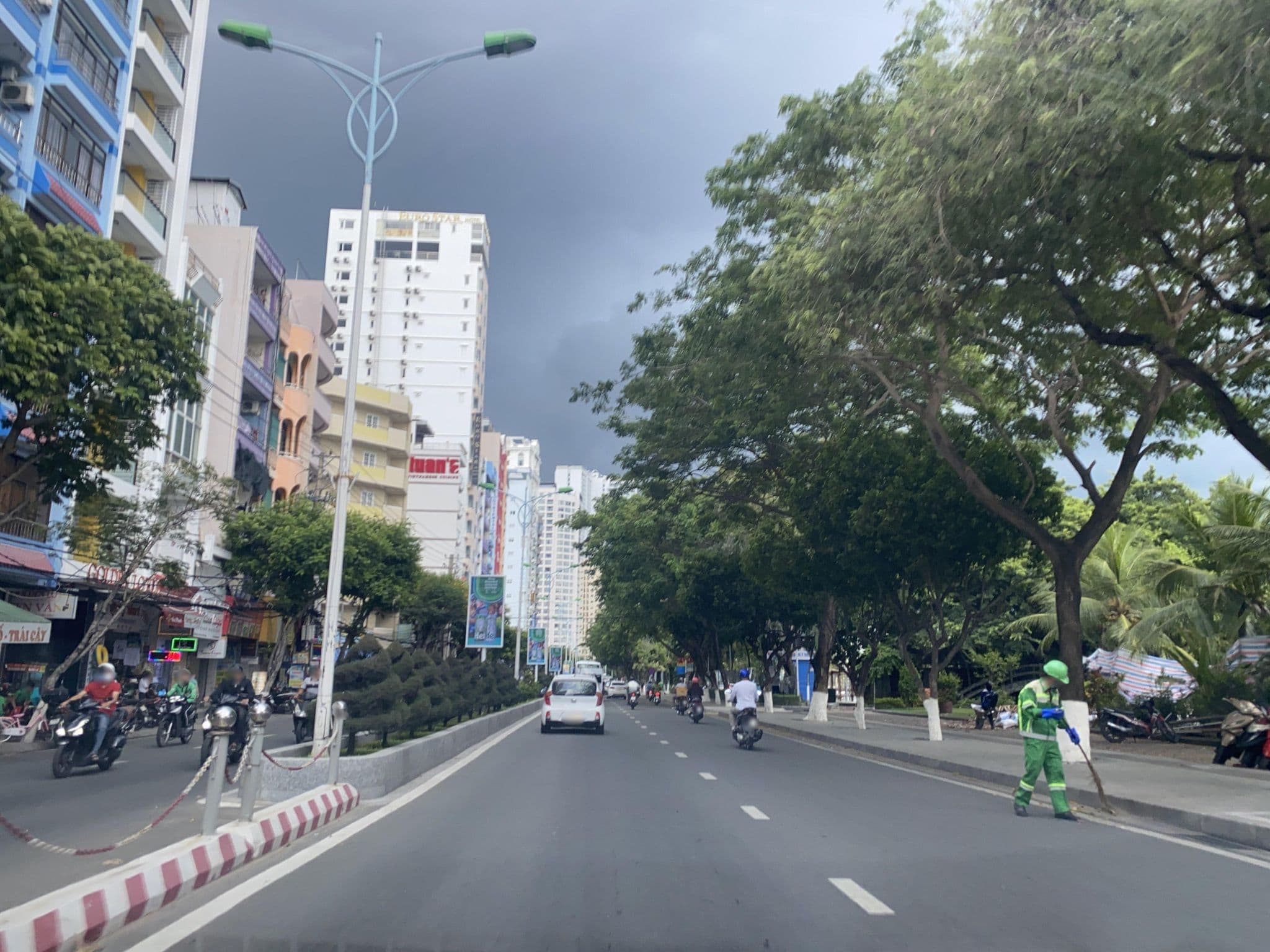 Street view near Golden Lotus, Nha Trang — © DriveWithHoang (CC BY-SA · Mapillary)
