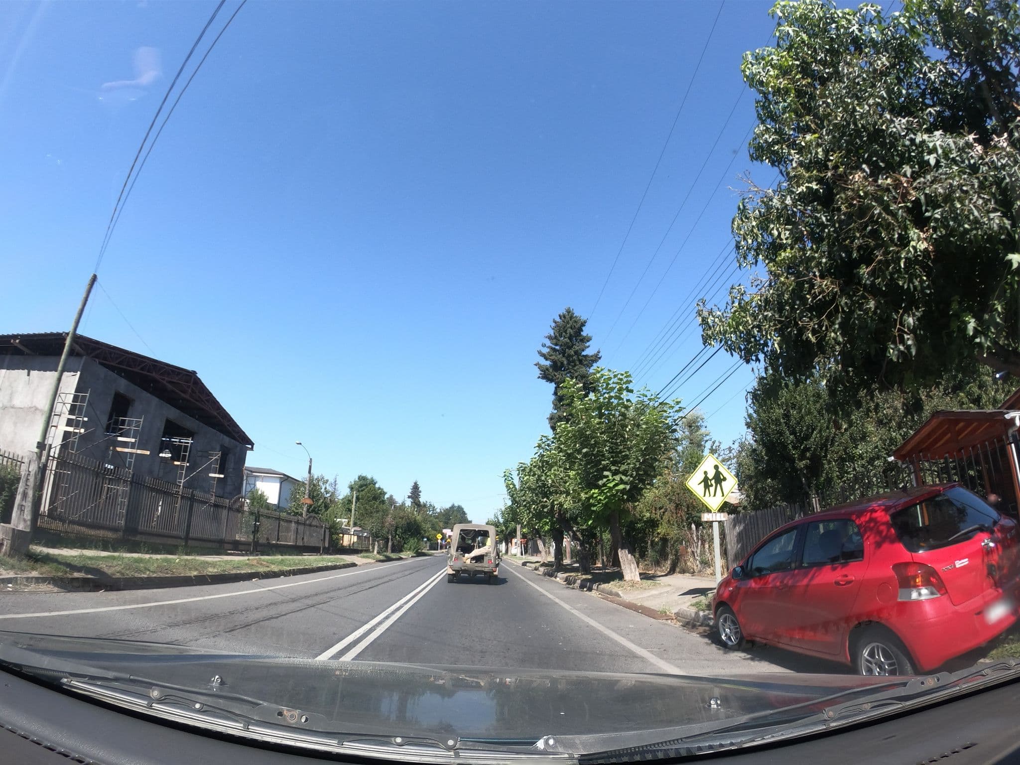 Street view near Las Bravas Lodge, Pinto — © jptolosa (CC BY-SA · Mapillary)