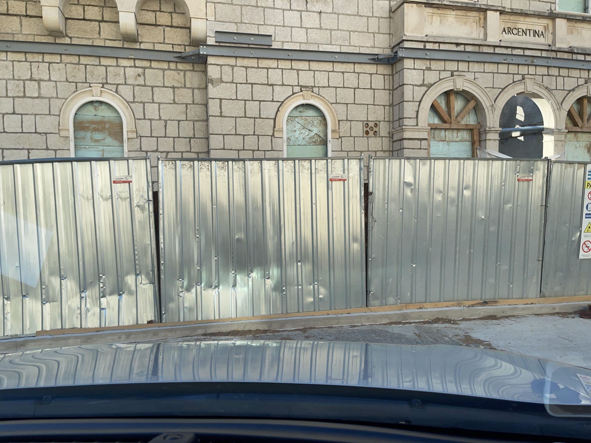 Street view near Villa Argentina Dubrovnik, Dubrovnik — © filipb (CC BY-SA · Mapillary)