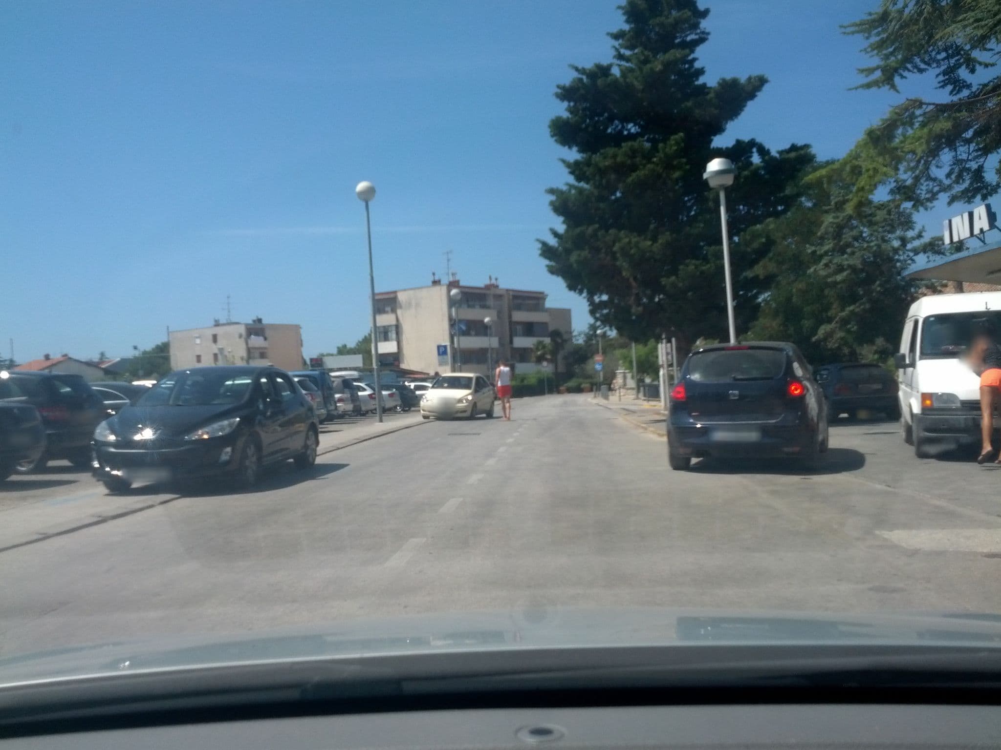 Street view near Hostel Amfora, Fažana — © lesko987 (CC BY-SA · Mapillary)