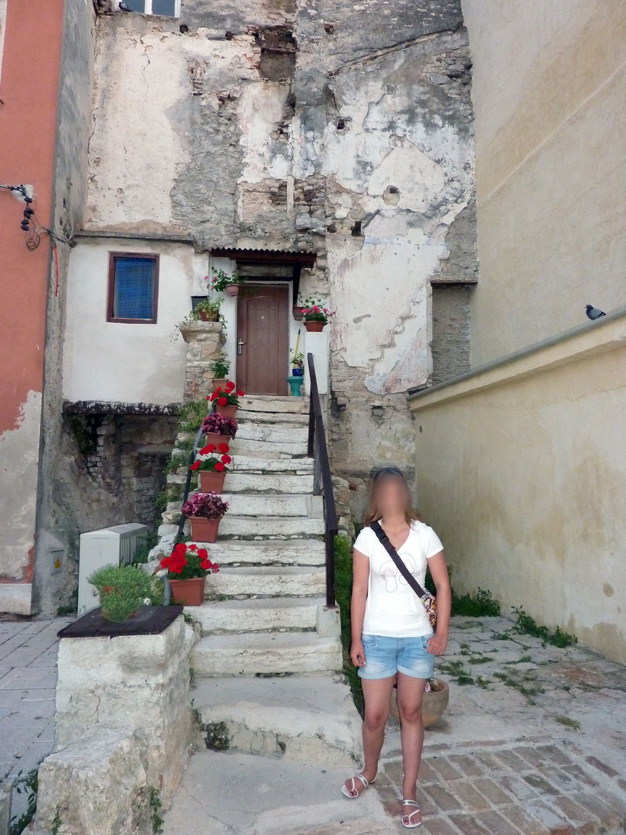 Street view near Villa Piazza grande, Fažana — © blaszlo (CC BY-SA · Mapillary)