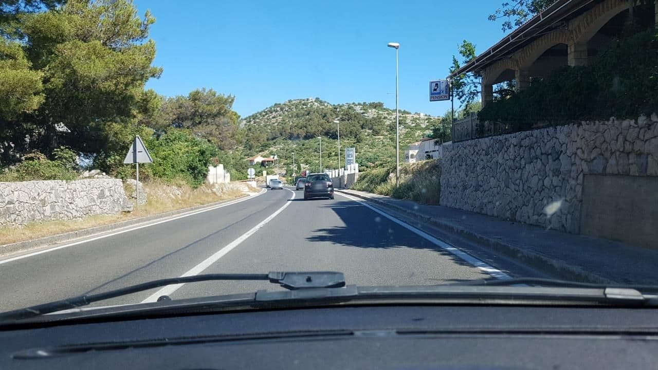 Street view near Bed & Breakfast Drage, Pakoštane — © mik007 (CC BY-SA · Mapillary)