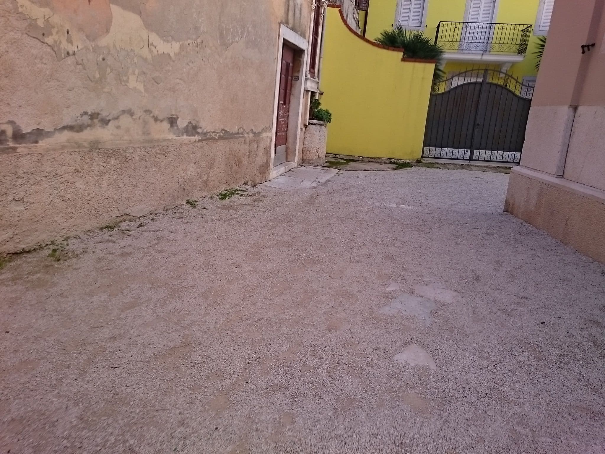 Street view near Hostel Alma 2, Poreč — © voschix (CC BY-SA · Mapillary)