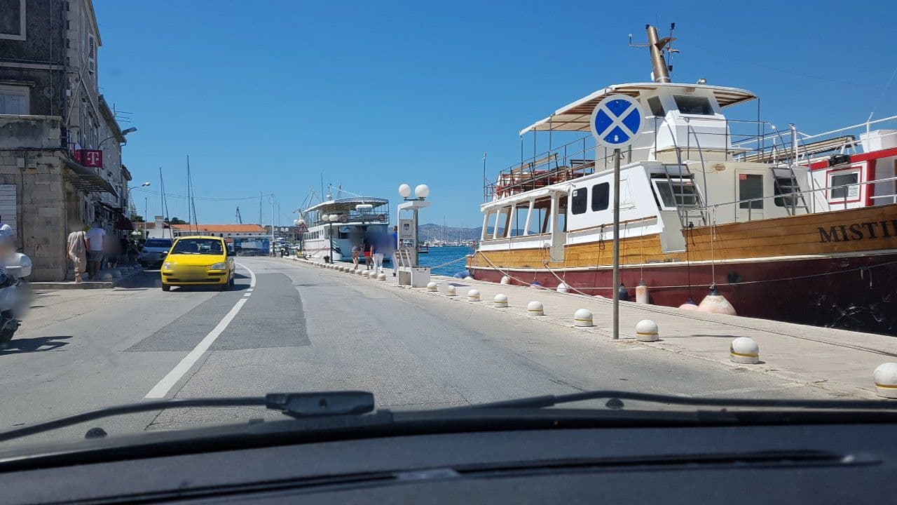 Street view near Villa Tudor, Trogir — © mik007 (CC BY-SA · Mapillary)