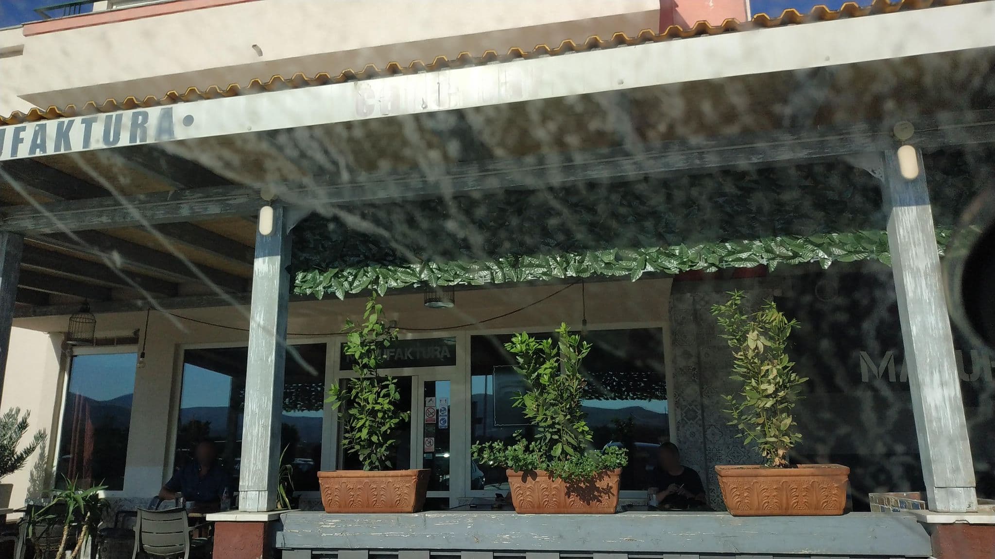 Street view near Manufaktura ROOMS, Kaštel Štafilić — © laukinisbriedis (CC BY-SA · Mapillary)