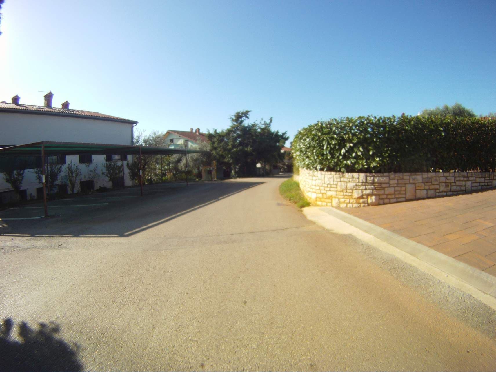 Street view near La Quiete B&B, Umag — © voschix (CC BY-SA · Mapillary)