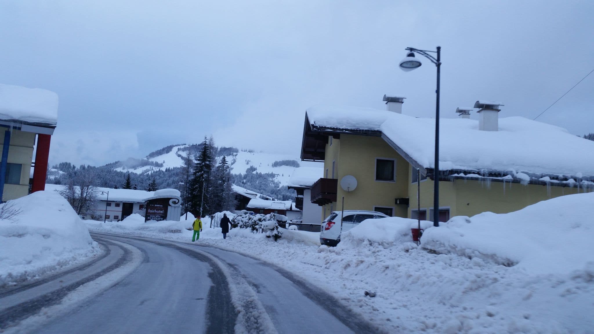 Street view near Ferienwohnung Aksu, Hochfilzen — © it_s_so_funny (CC BY-SA · Mapillary)