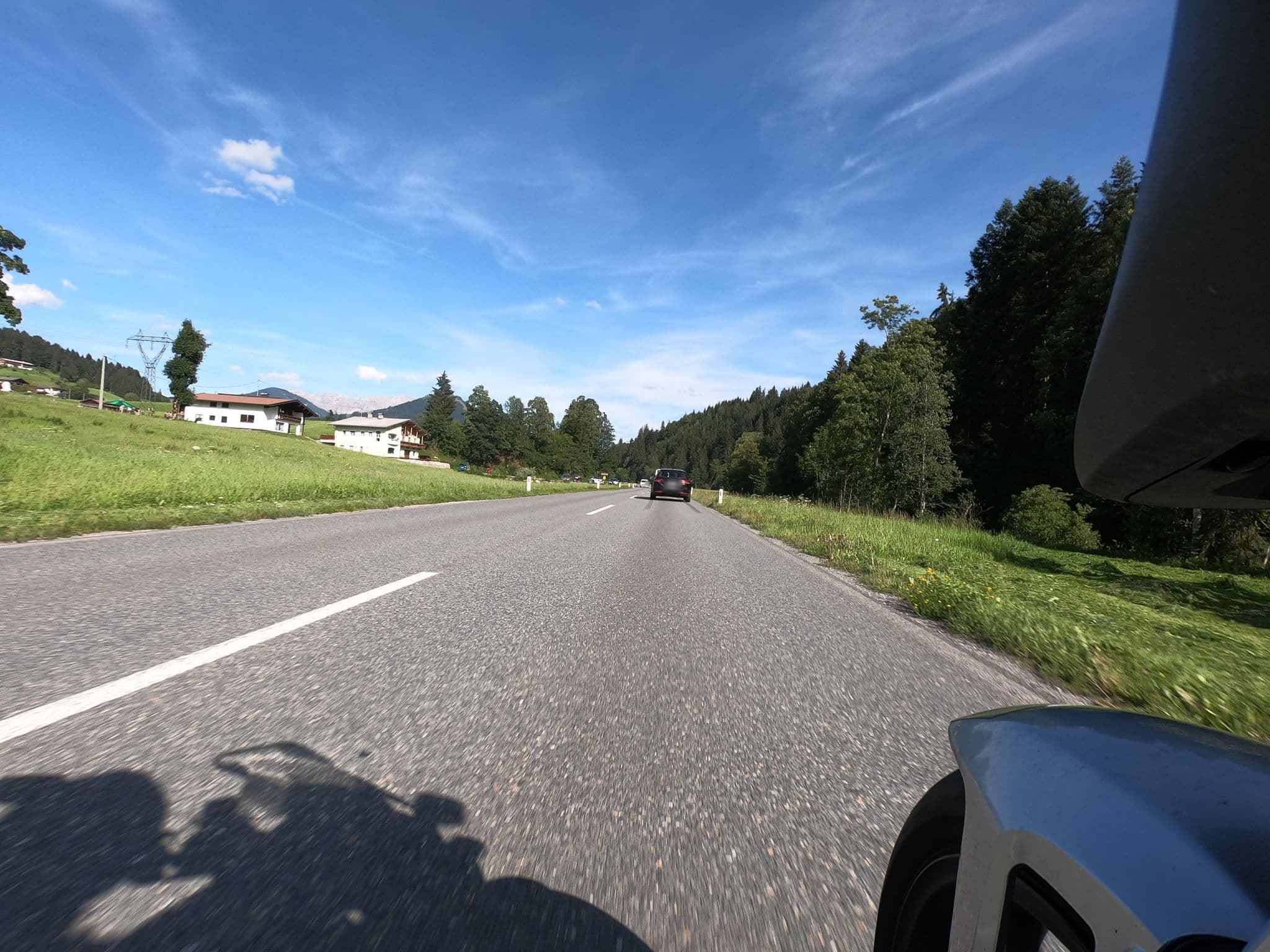 Street view near Ferienhof Kroning, Fieberbrunn — © schnitzelwagen (CC BY-SA · Mapillary)