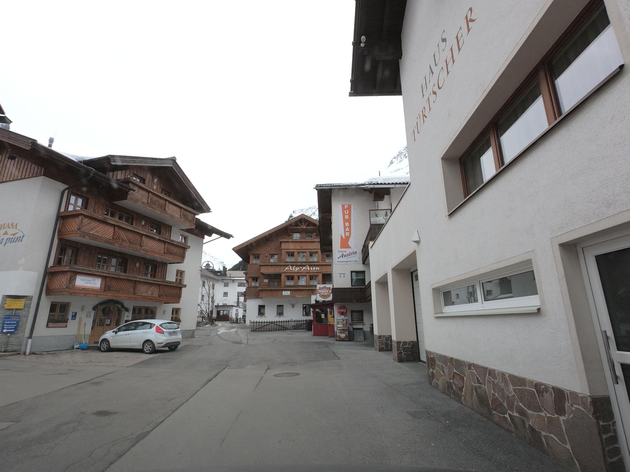 Street view near Frühstückspension Türtscher, Ischgl — © frhh211 (CC BY-SA · Mapillary)