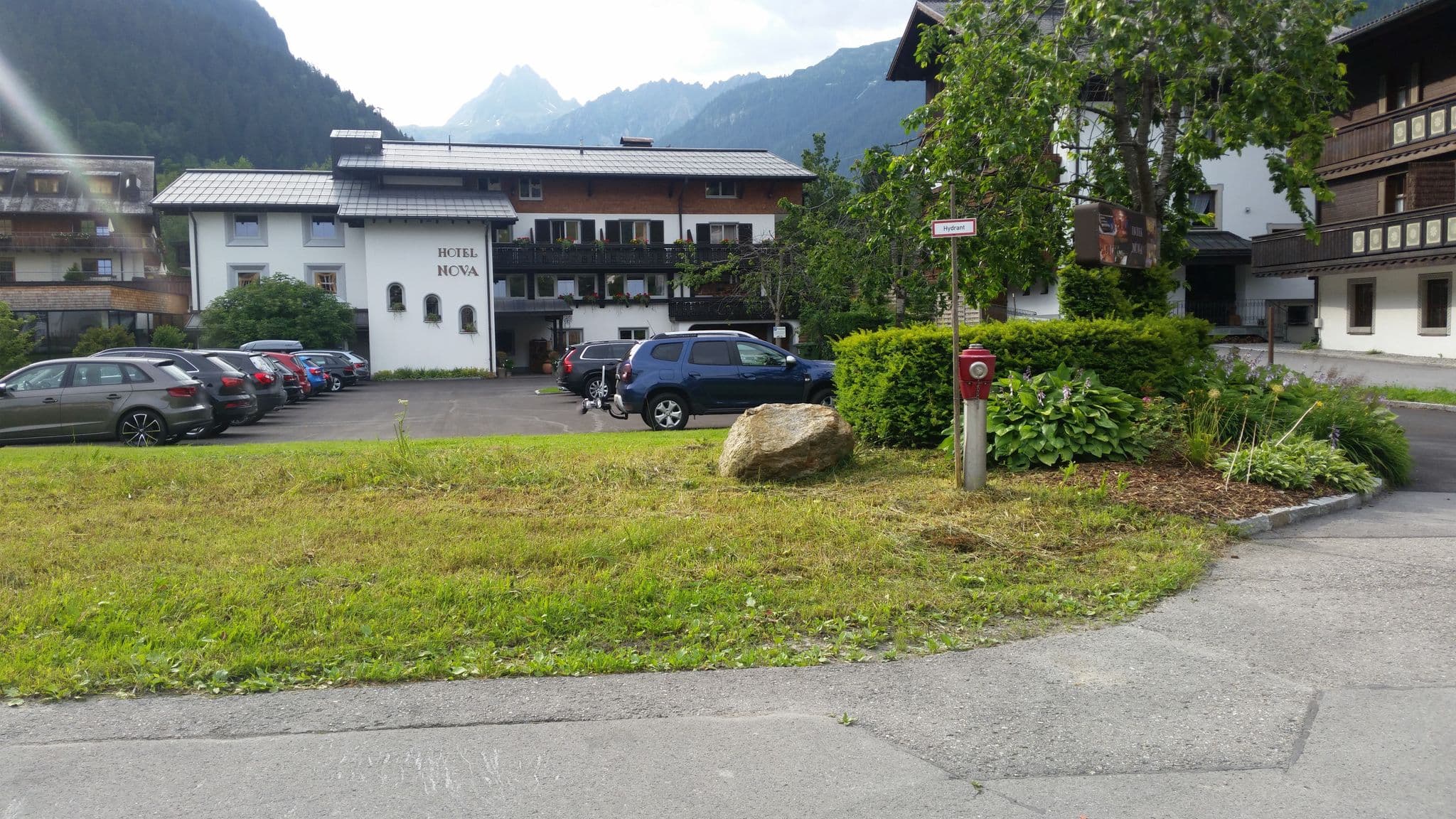 Street view near Aparthotel Saladina, Gaschurn — © consens_verkehrsplanung (CC BY-SA · Mapillary)