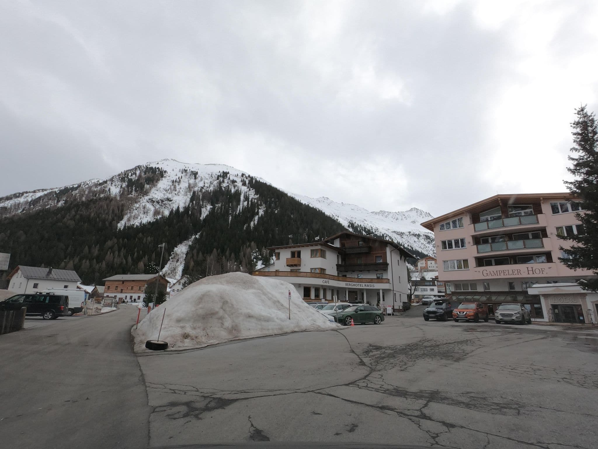 Street view near Alpinhotel Monte - 3 Stern SUPERIOR, Ischgl — © frhh211 (CC BY-SA · Mapillary)