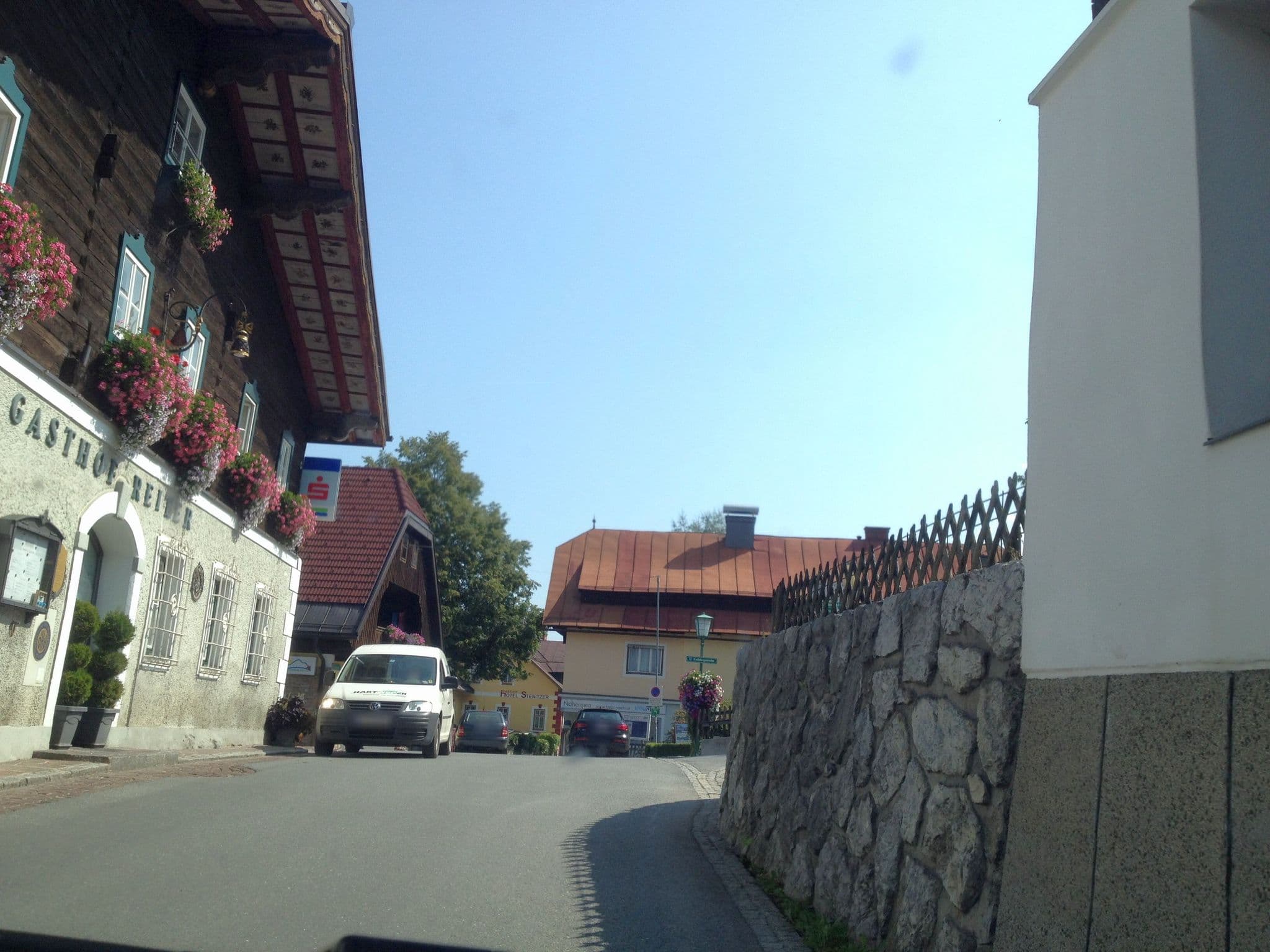 Street view near Reiters Wohlfühlhotel, Haus im Ennstal — © istefanos (CC BY-SA · Mapillary)