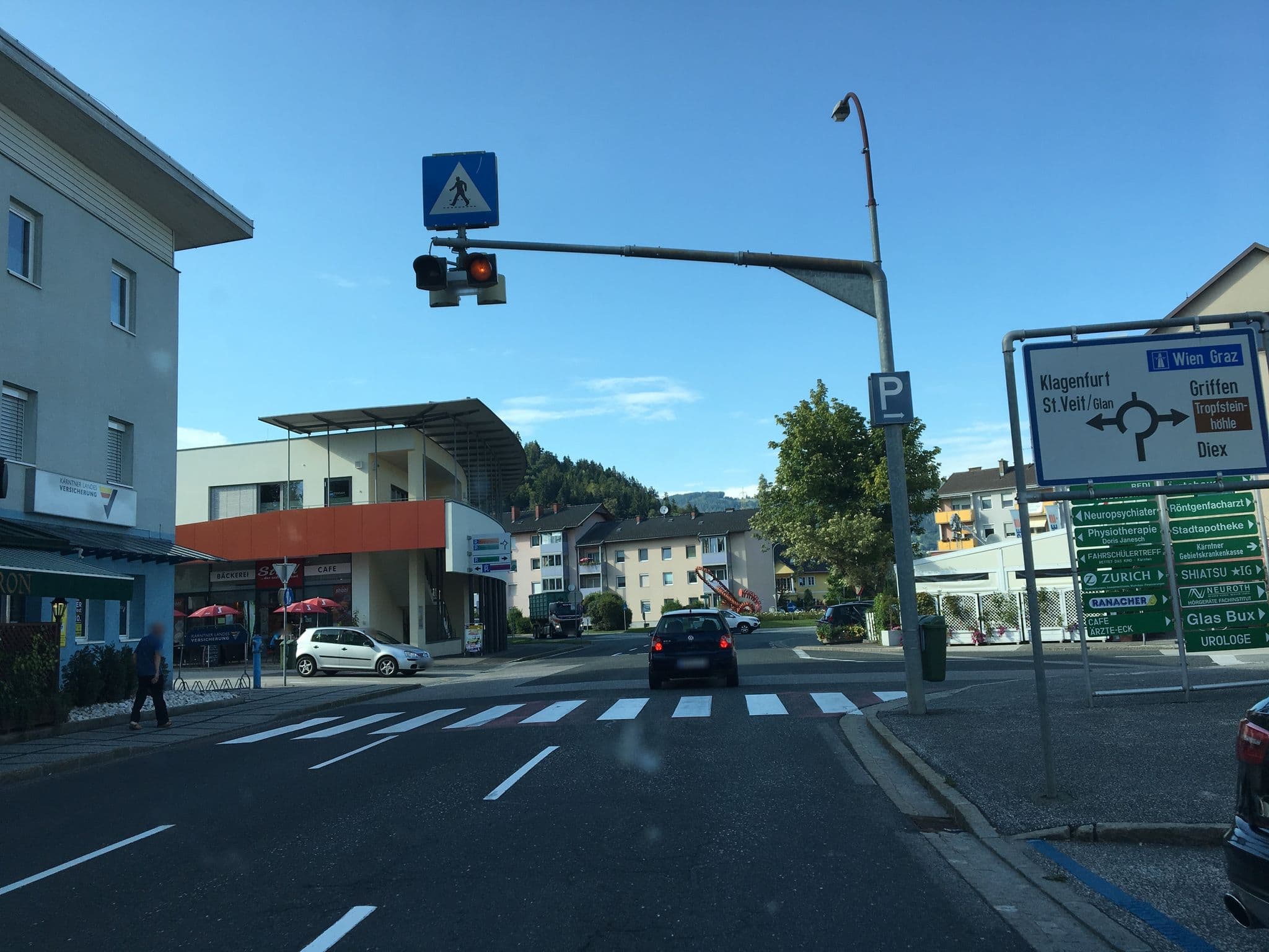 Street view near Rosenberger Hotel - Volkermarkt, Völkermarkt — © schobi (CC BY-SA · Mapillary)