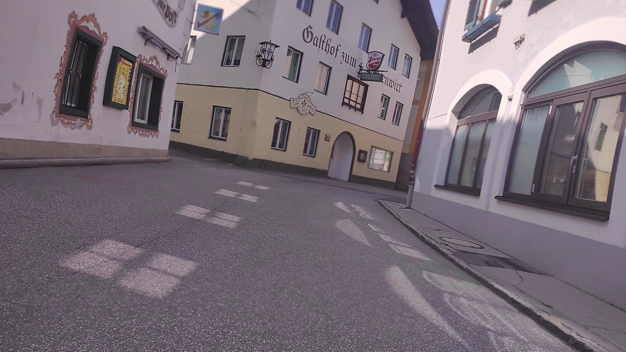 Street view near Hotel Post Lofer, Lofer — © consens_verkehrsplanung (CC BY-SA · Mapillary)