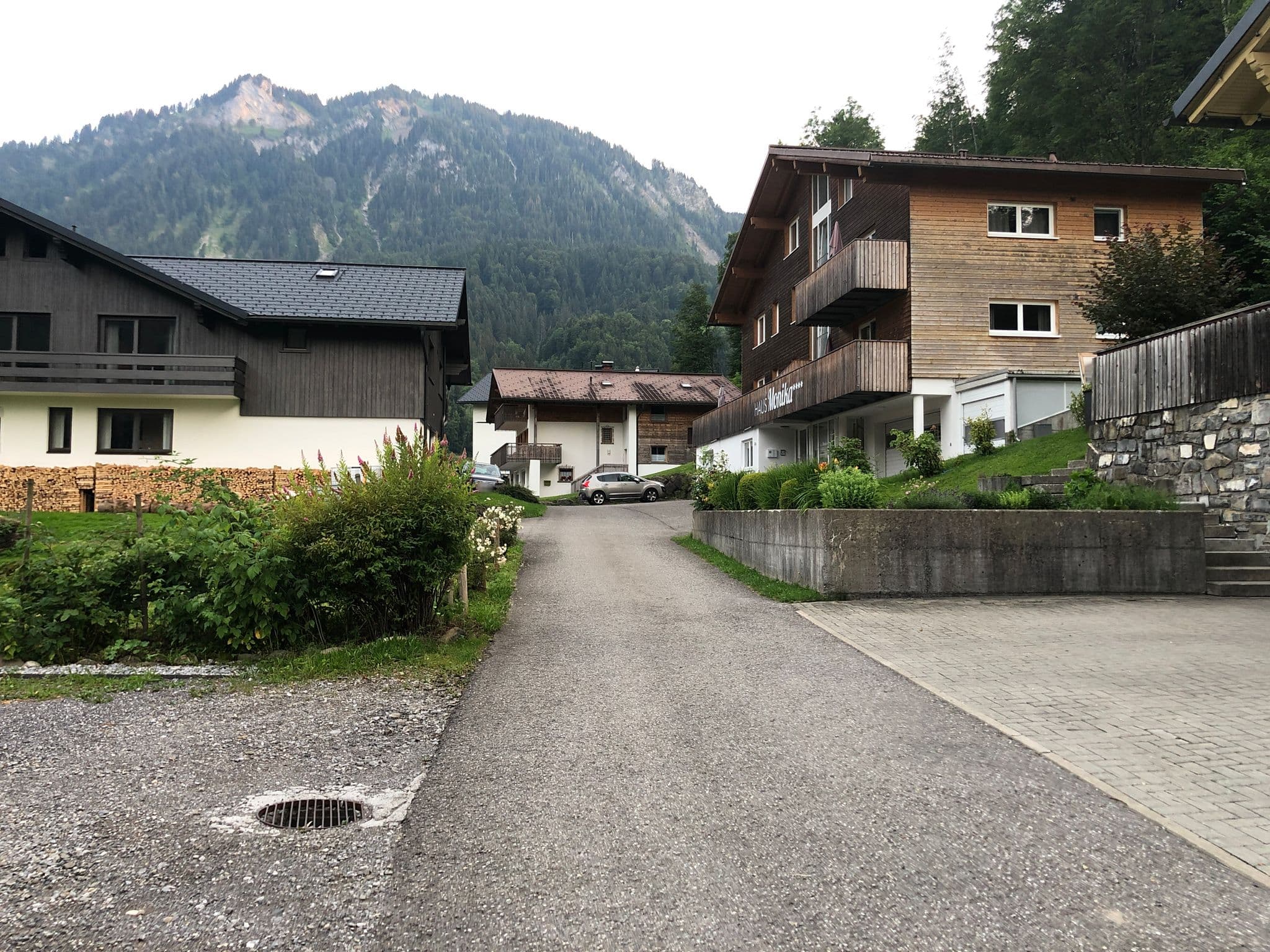 Street view near Appartement Ubelher, Mellau — © aloggizugg (CC BY-SA · Mapillary)