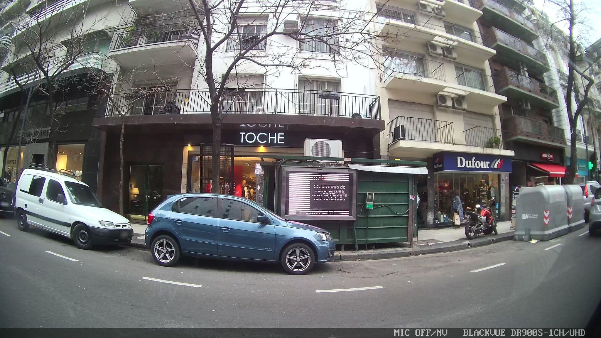 Street view near Callao Suites Apart Hotel, Balvanera — © kaart_1 (CC BY-SA · Mapillary)