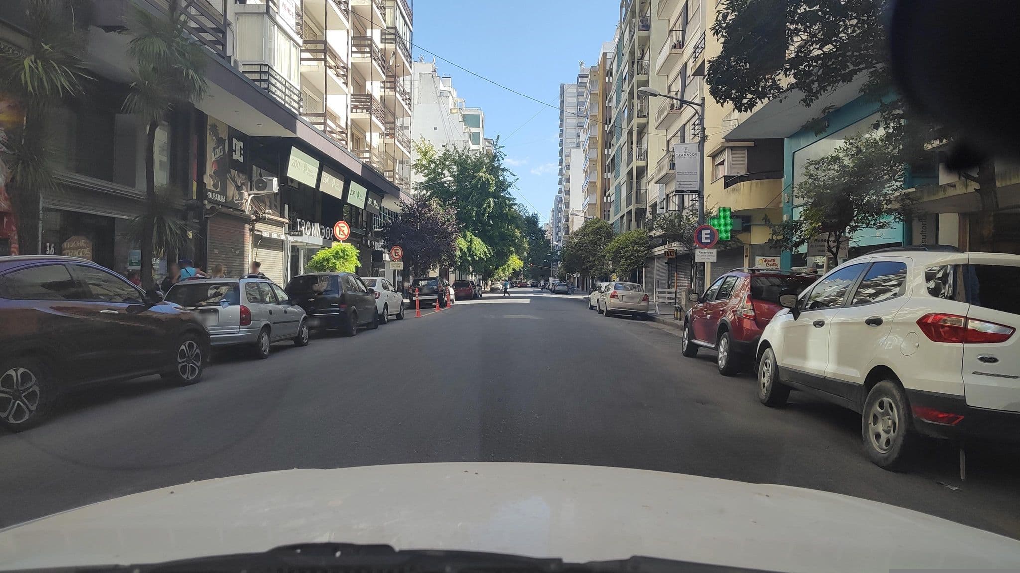 Street view near Hostel Center, Mar del Plata — © Kaart_Local (CC BY-SA · Mapillary)