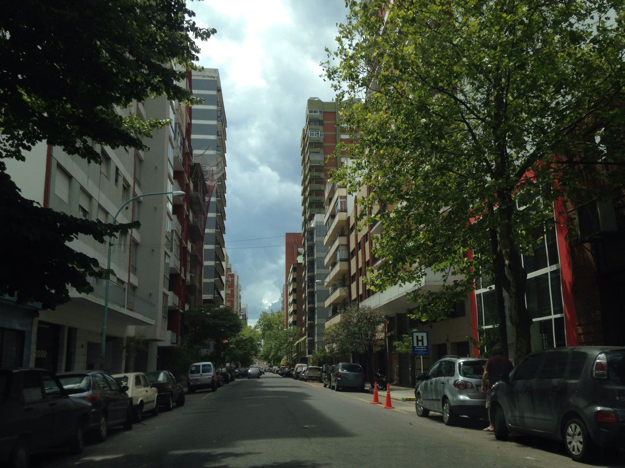 Street view near Lolo Hotel Boutique, Mar del Plata — © maryann (CC BY-SA · Mapillary)