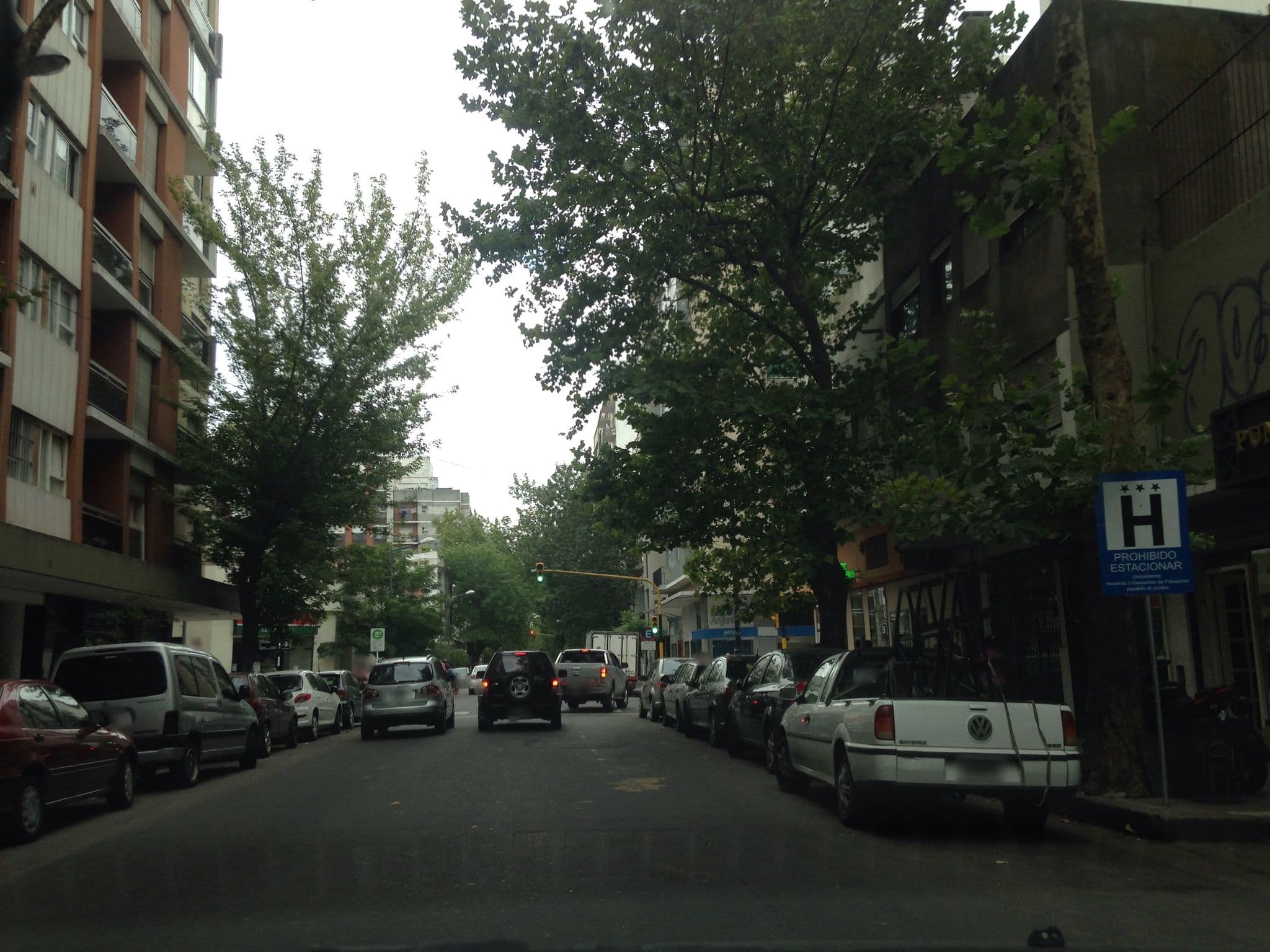 Street view near Hotel Punta del Este, Mar del Plata — © maryann (CC BY-SA · Mapillary)