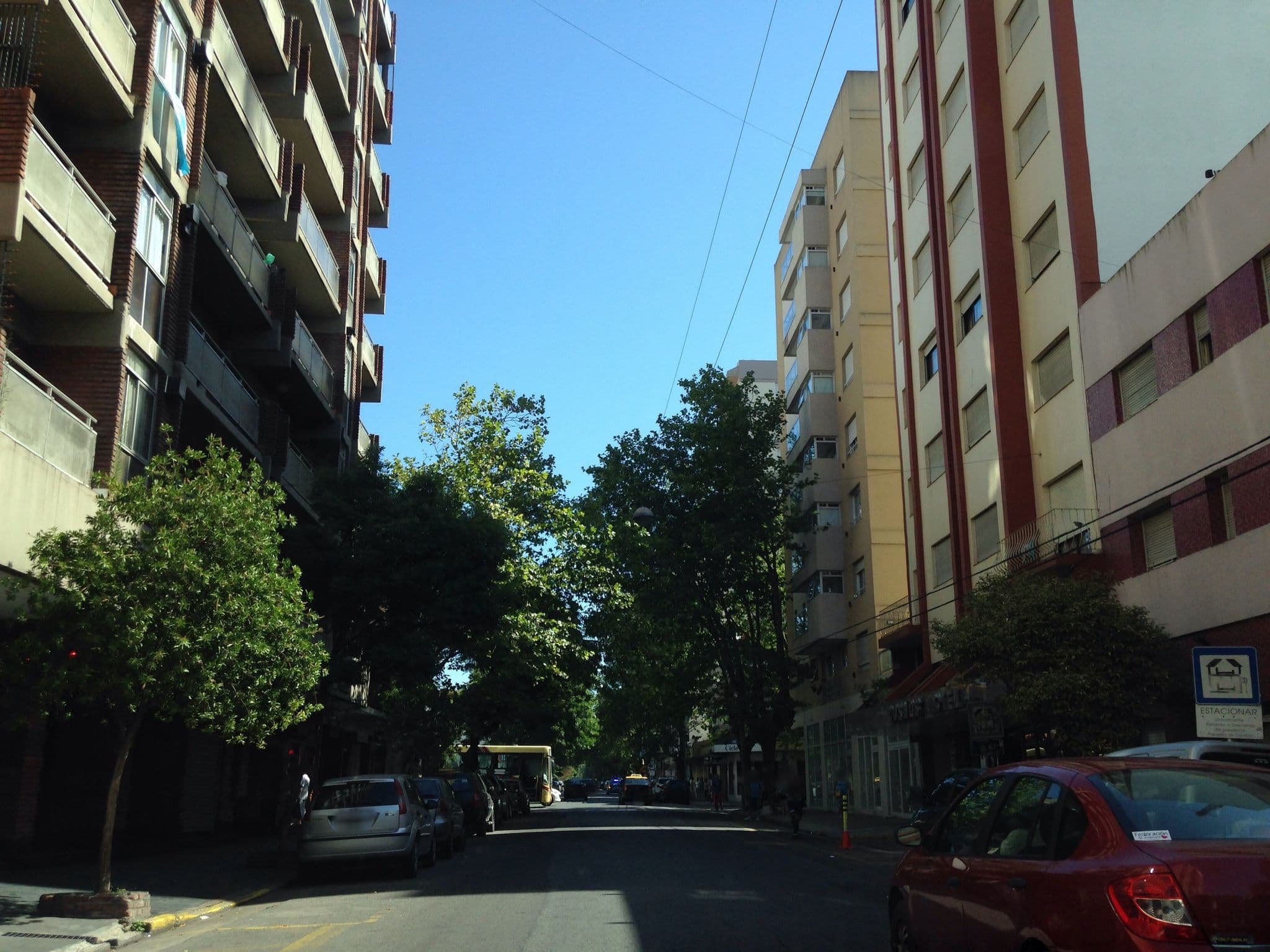 Street view near HOTEL PIEMONTE, Mar del Plata — © maryann (CC BY-SA · Mapillary)