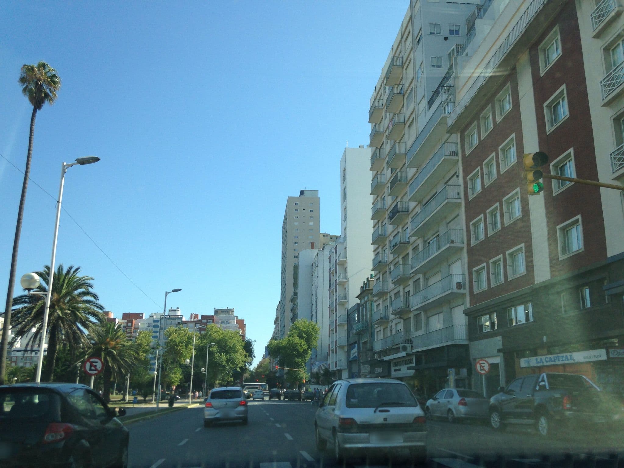 Street view near Hotel Riviera, Mar del Plata — © maryann (CC BY-SA · Mapillary)