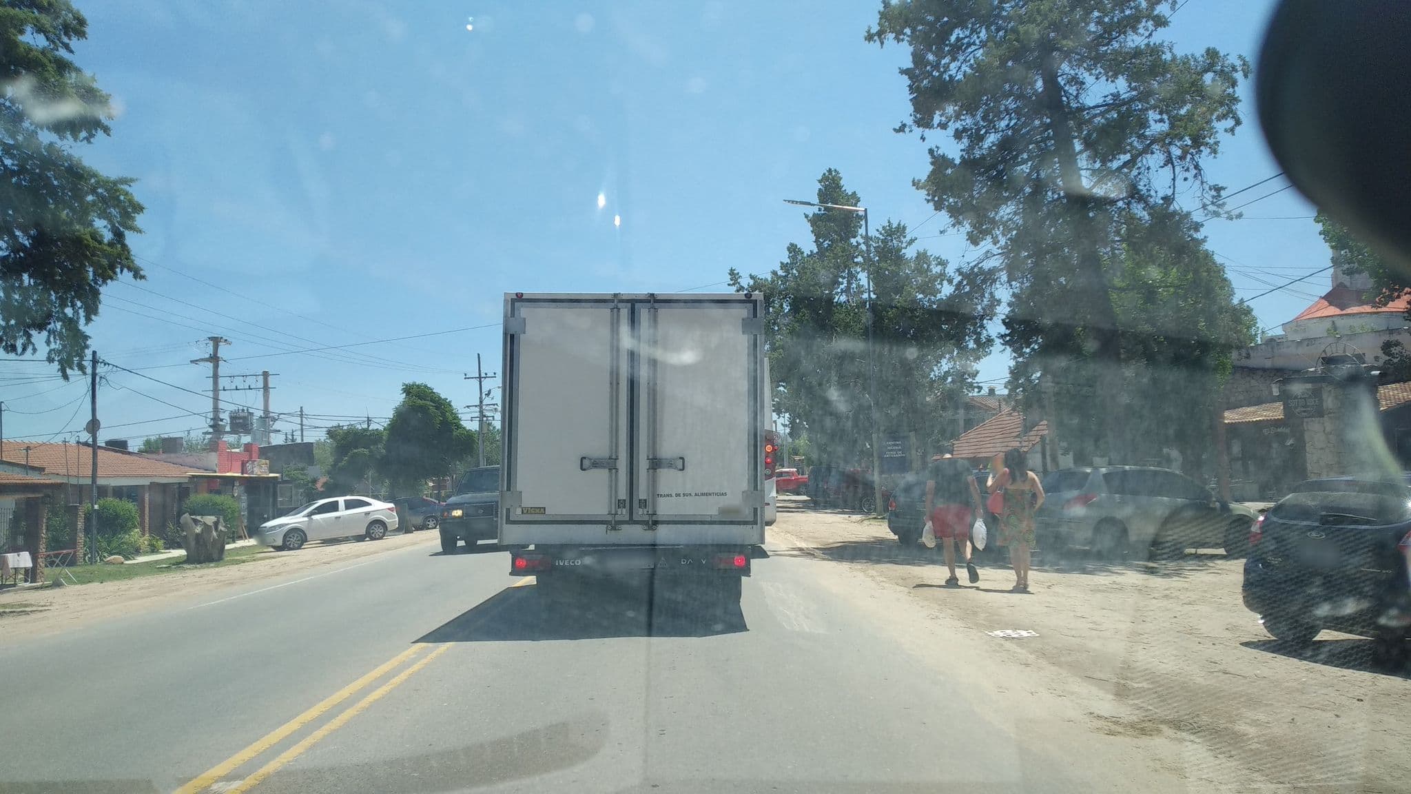 Street view near Manantial, Nono — © nicfer (CC BY-SA · Mapillary)
