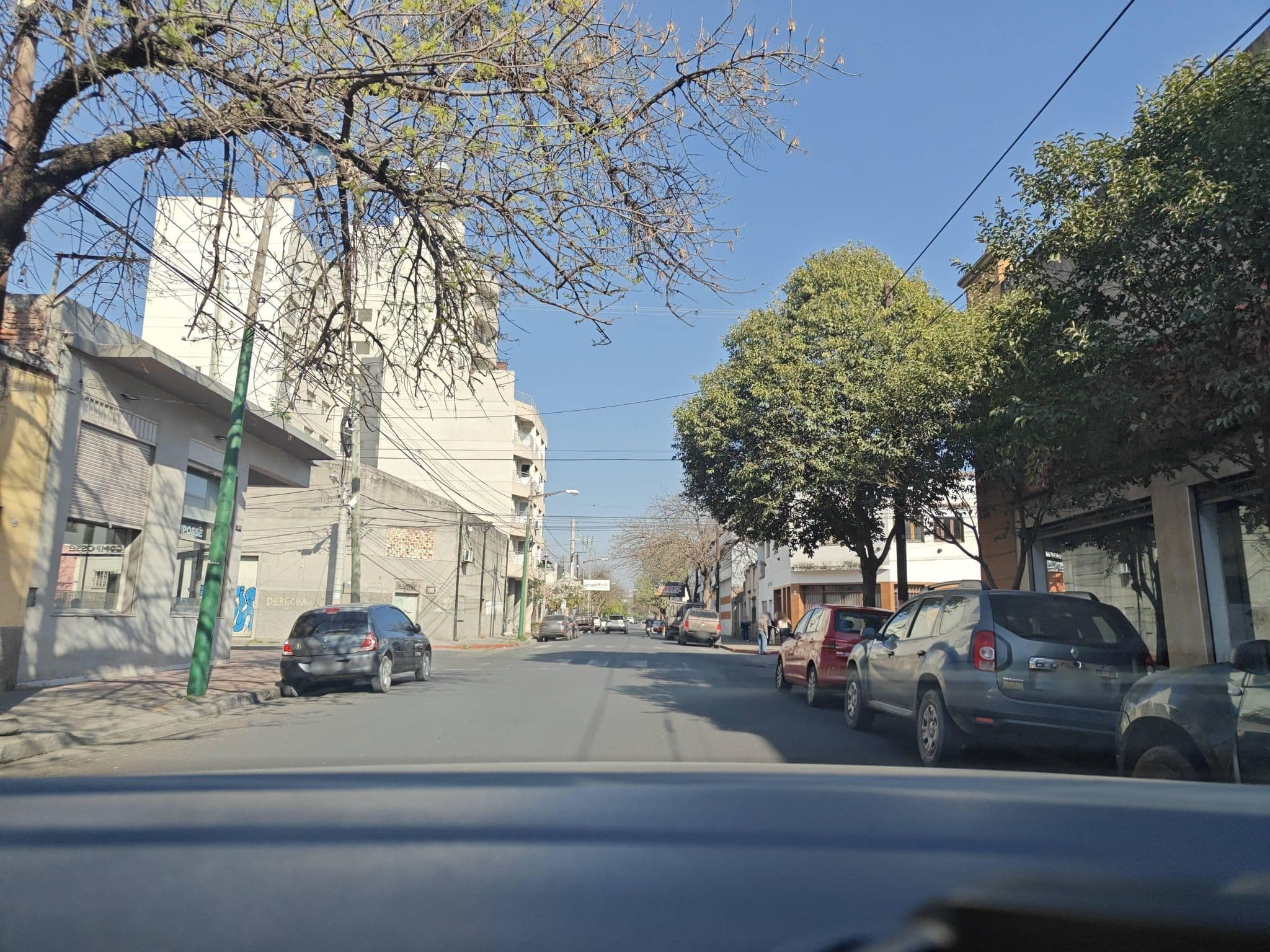 Street view near HOLA AMIGOS! Hostel, Salta — © jacodw (CC BY-SA · Mapillary)