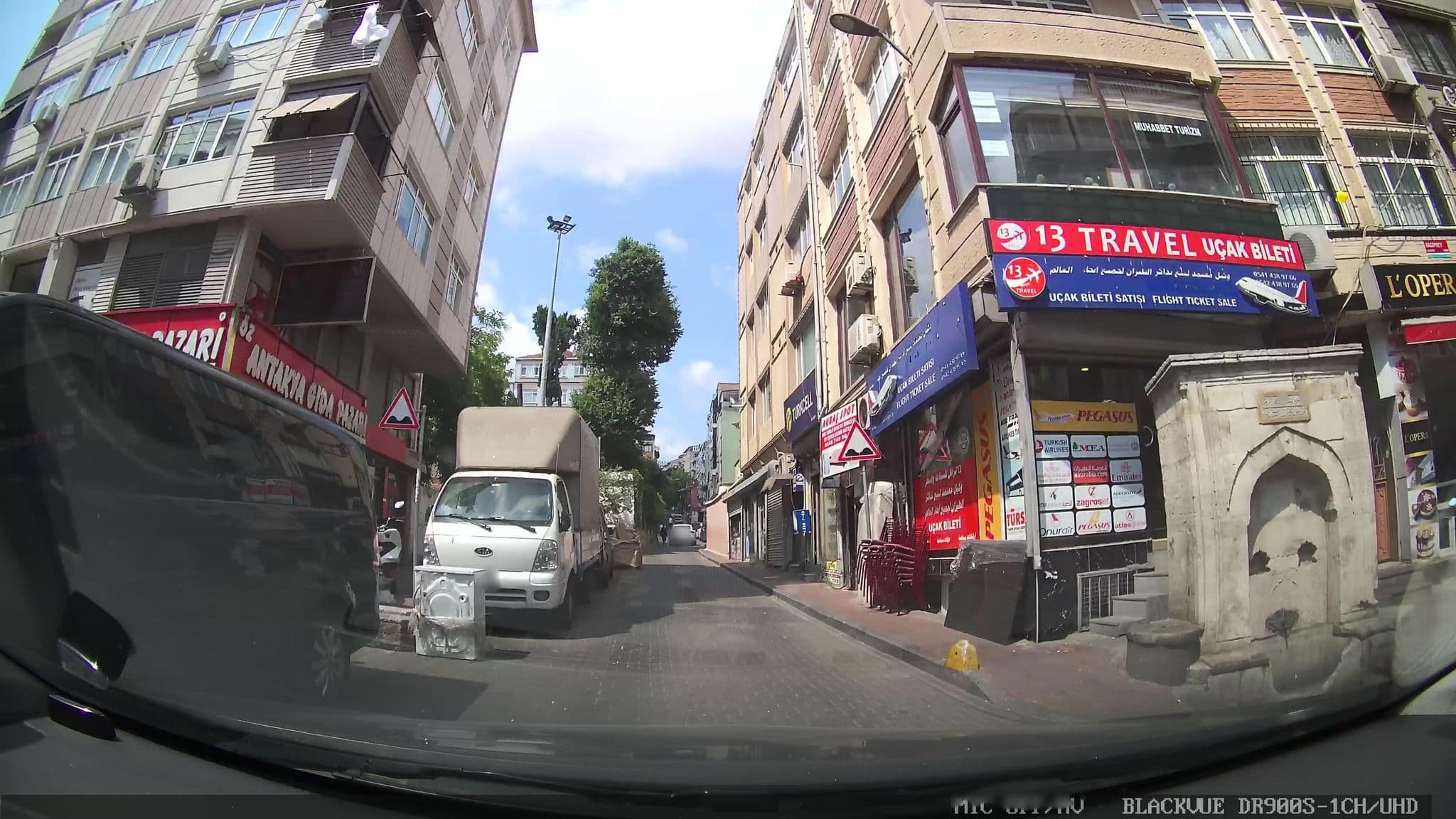 Street view near Best House Hotel, Istanbul — © asturksever (CC BY-SA · Mapillary)
