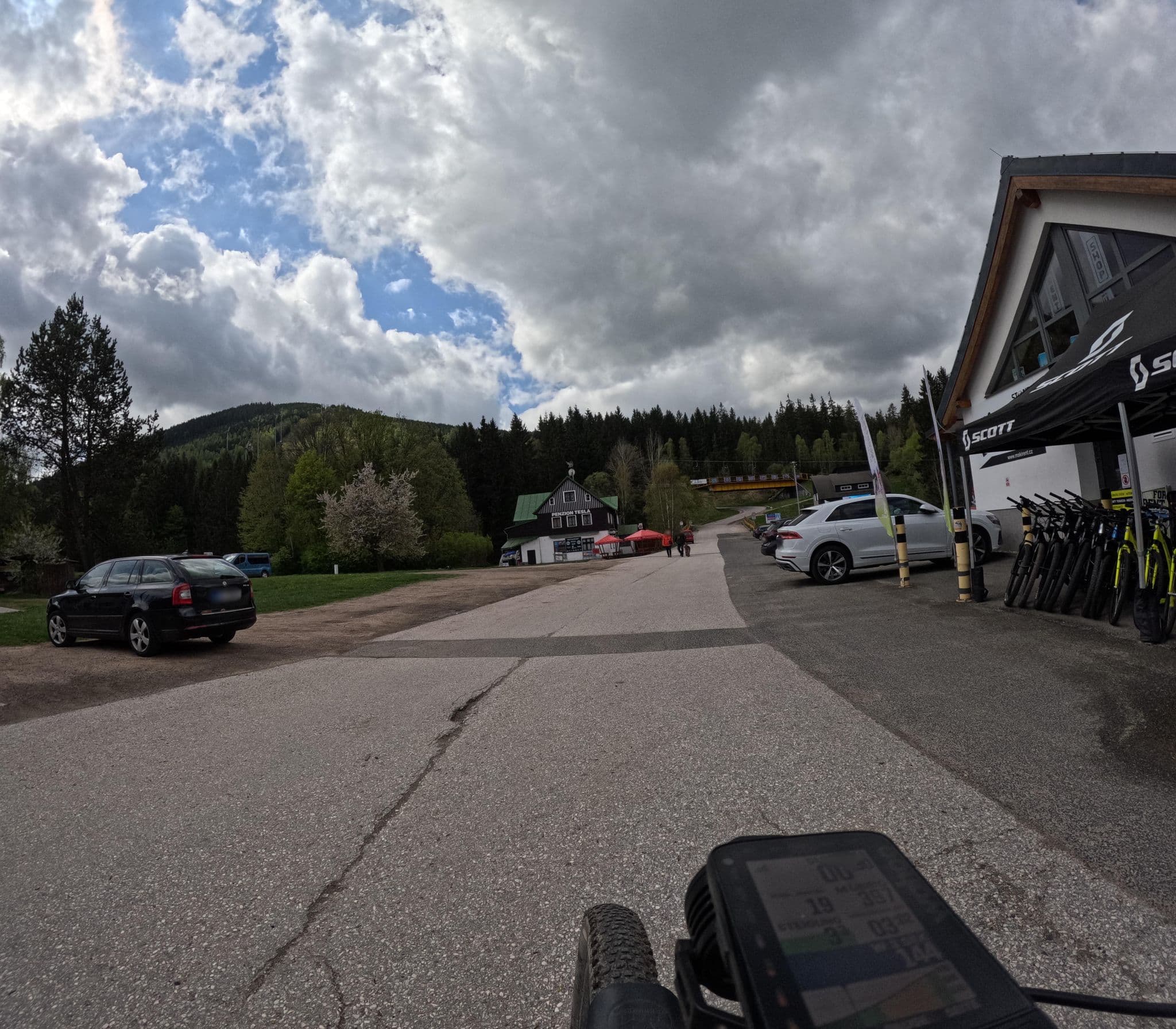 Street view near David wellness hotel Harrachov, Harrachov — © stefanhrt (CC BY-SA · Mapillary)