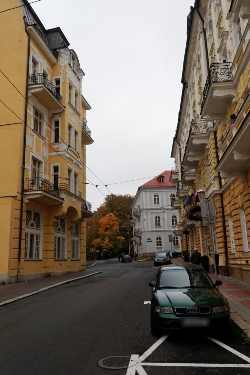 Street view near Reitenberger Spa Medical, Mariánské Lázně — © txllxt (CC BY-SA · Mapillary)