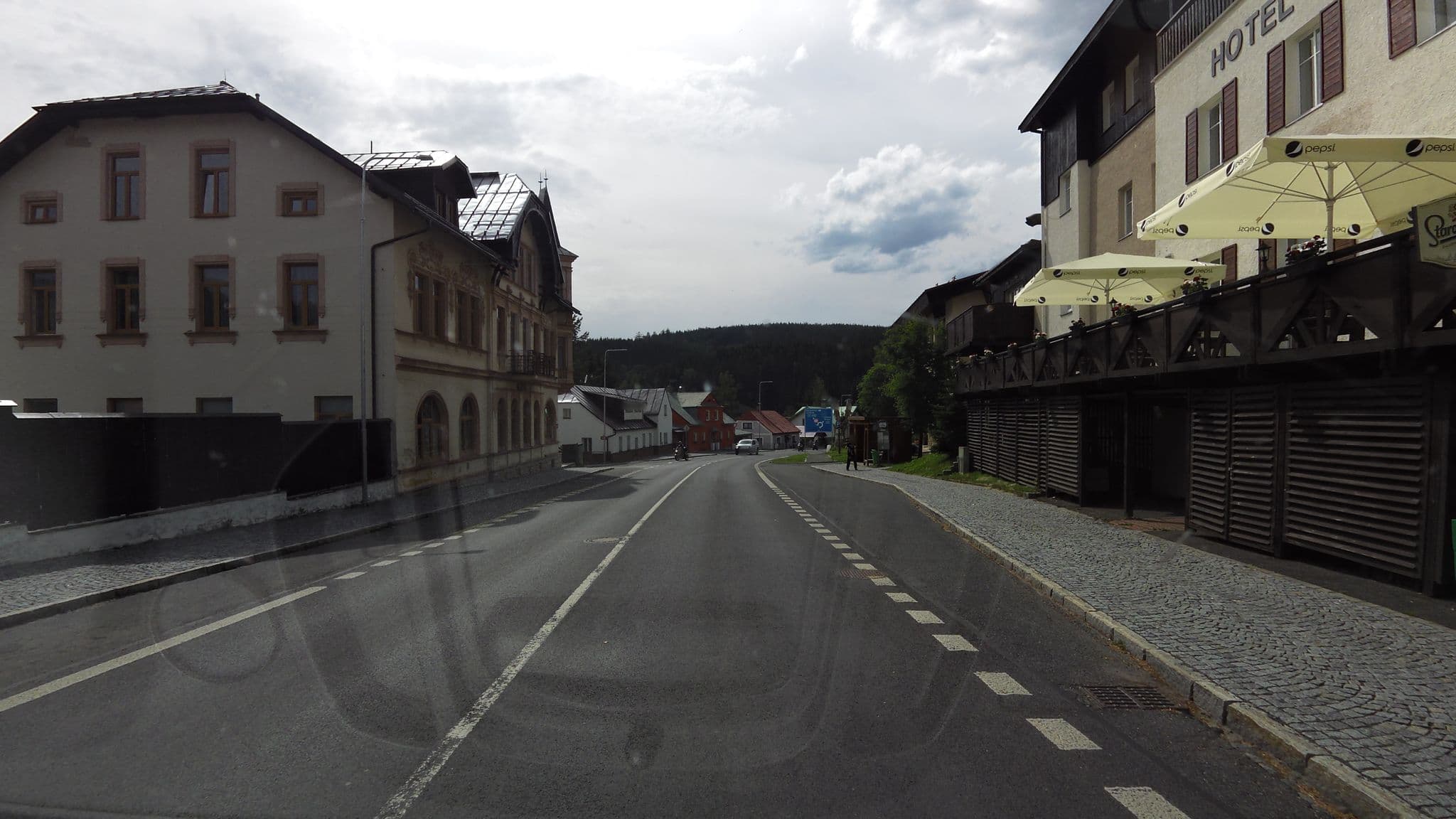 Street view near Apartmány hotelu Ostrý, Železná Ruda — © czmrtn (CC BY-SA · Mapillary)