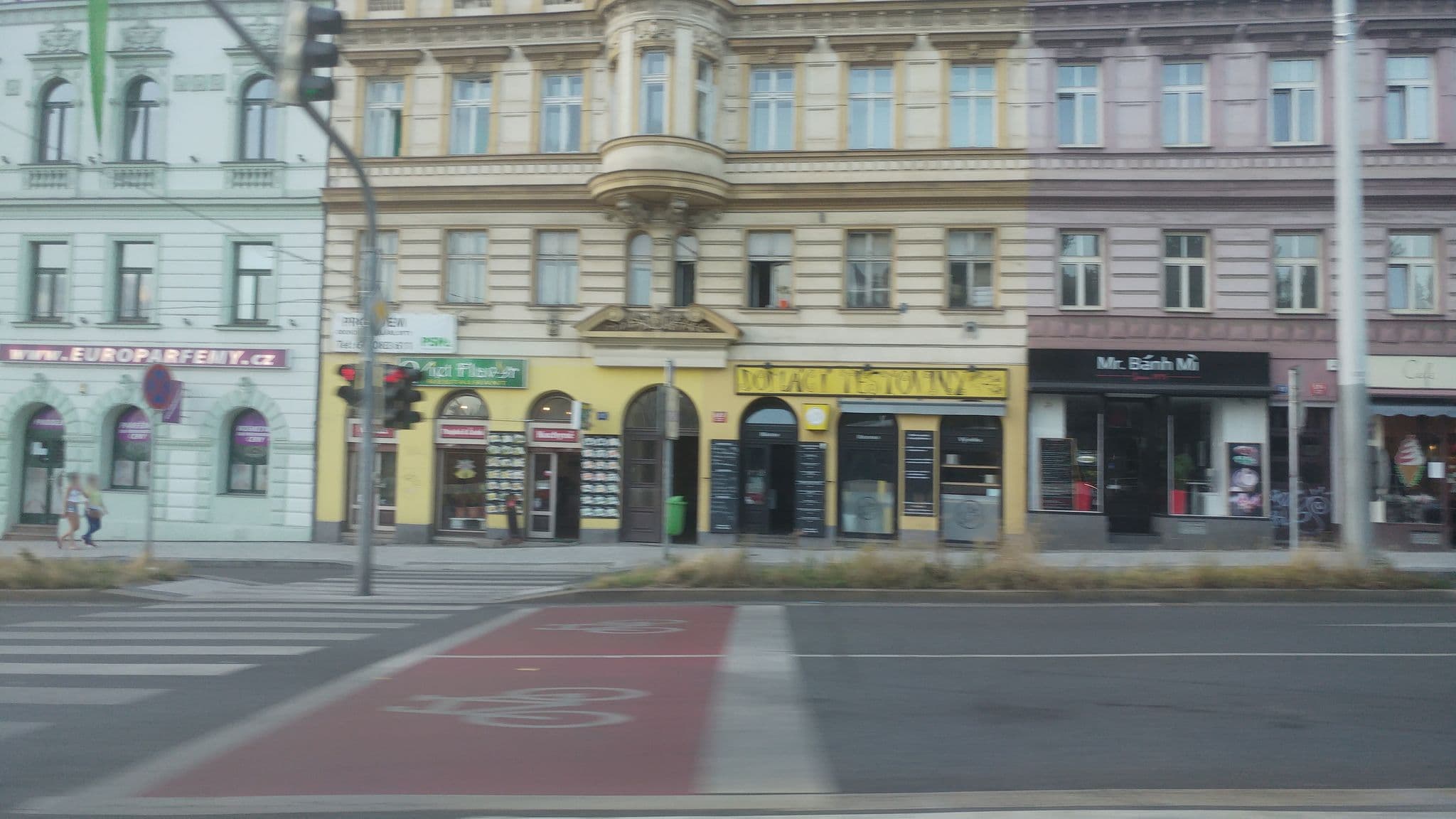 Street view near Oomph Apartments, Žižkov — © pbb (CC BY-SA · Mapillary)