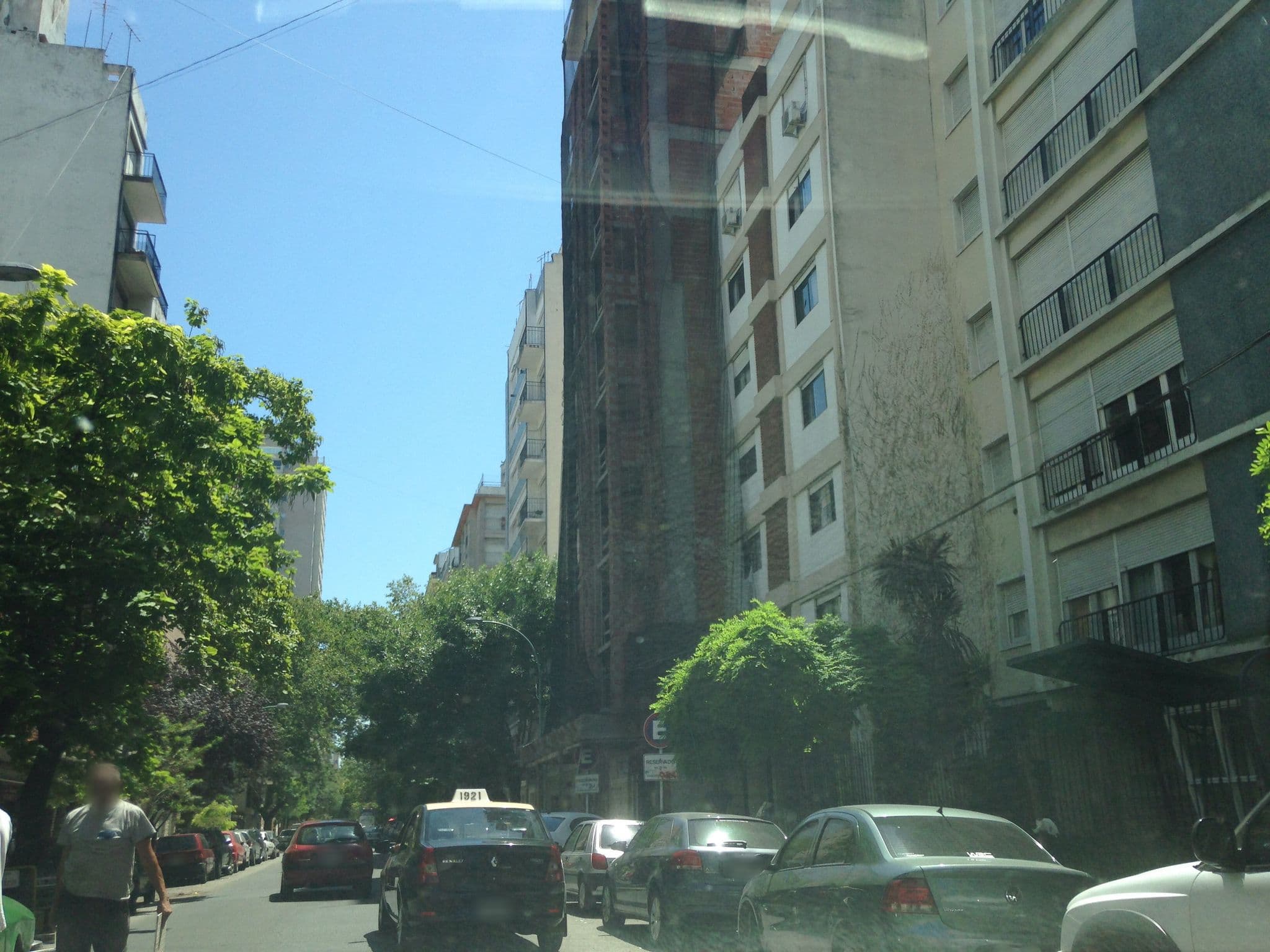 Street view near BALOO HOTEL, Mar del Plata — © maryann (CC BY-SA · Mapillary)