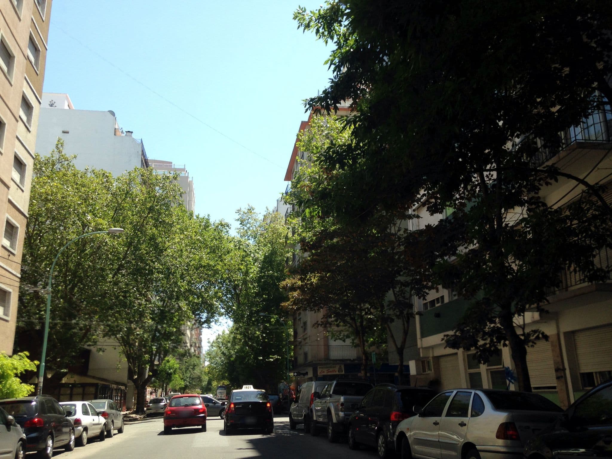 Street view near Hotel Nuevo Horizonte, Mar del Plata — © maryann (CC BY-SA · Mapillary)