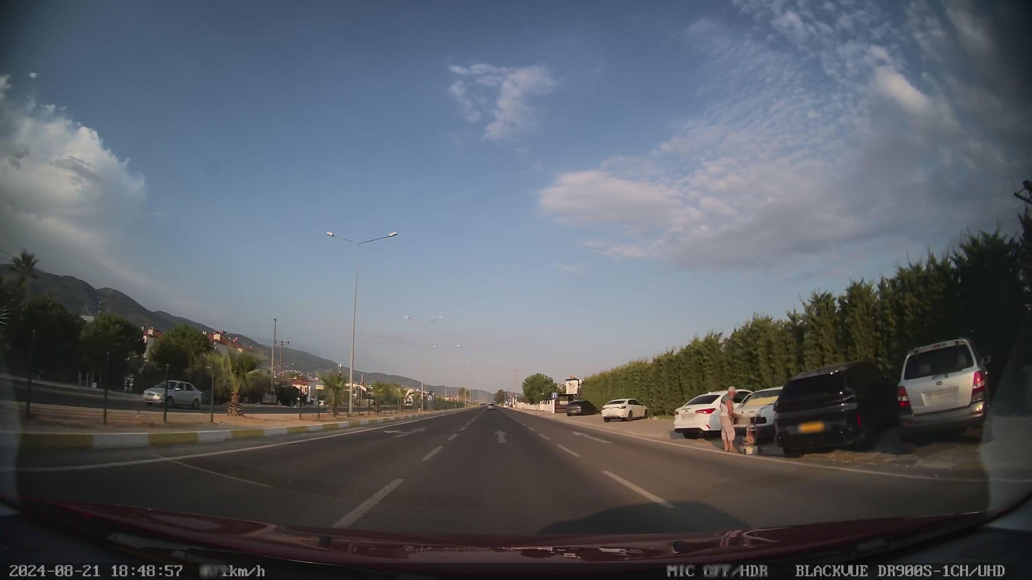 Street view near İda Colors Hotel, Altınoluk — © unen (CC BY-SA · Mapillary)