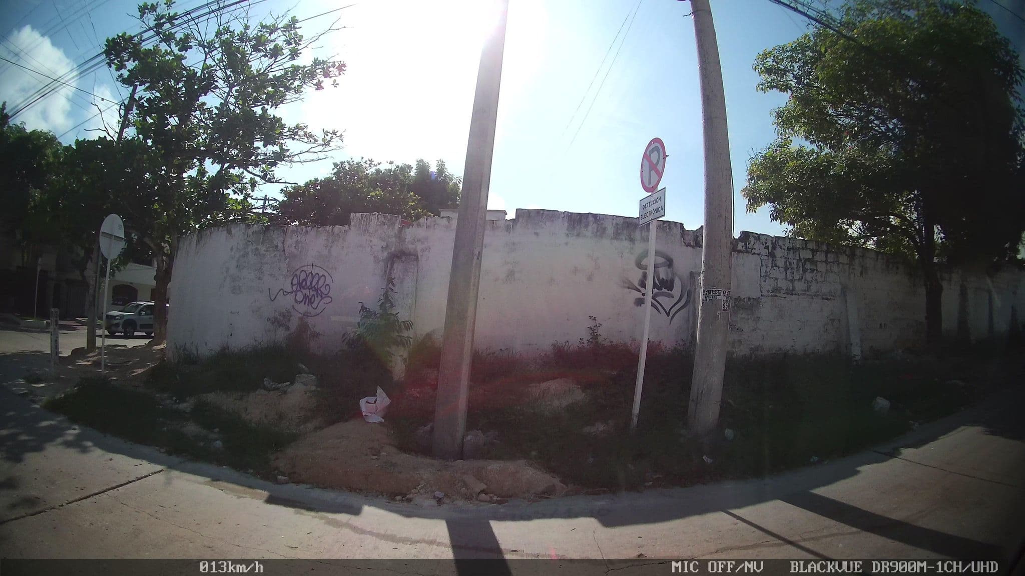 Street view near Hotel Golden House, Barranquilla — © kaart_2 (CC BY-SA · Mapillary)