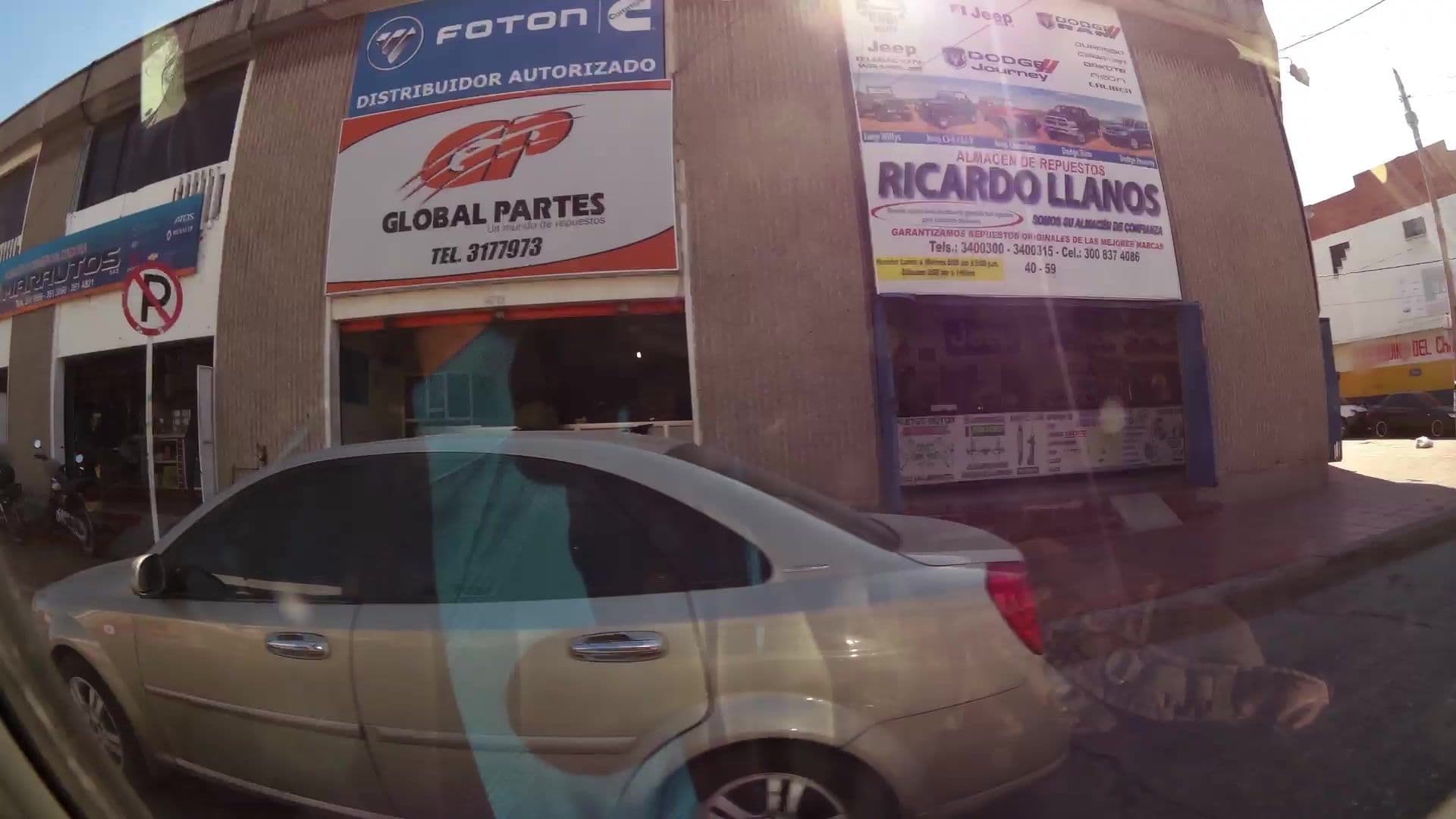 Street view near Hotel Villa Giron, Barranquilla — © kaartcam (CC BY-SA · Mapillary)