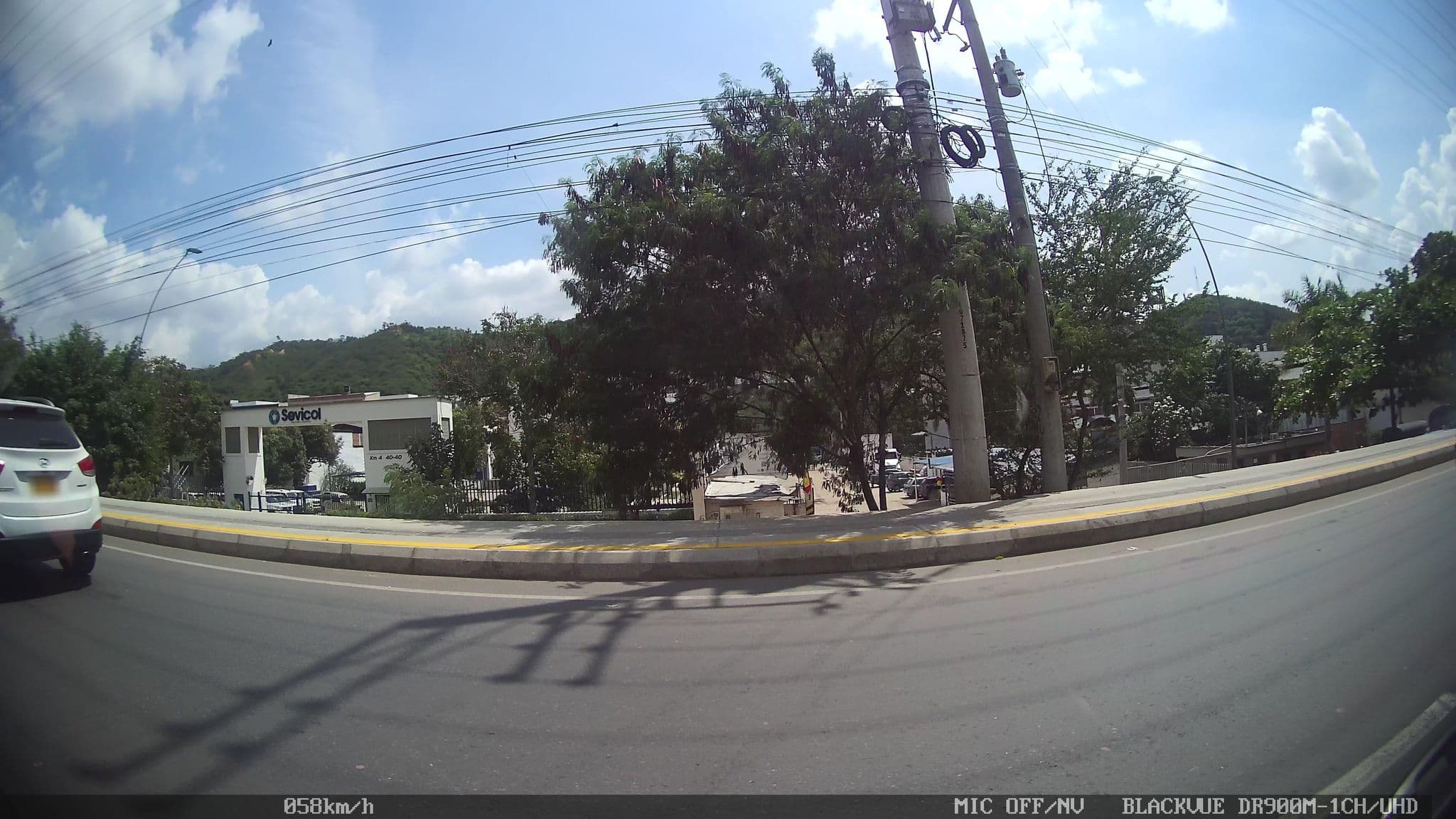 Street view near Hotel - ServiCopetran, Girón — © kaart_2 (CC BY-SA · Mapillary)