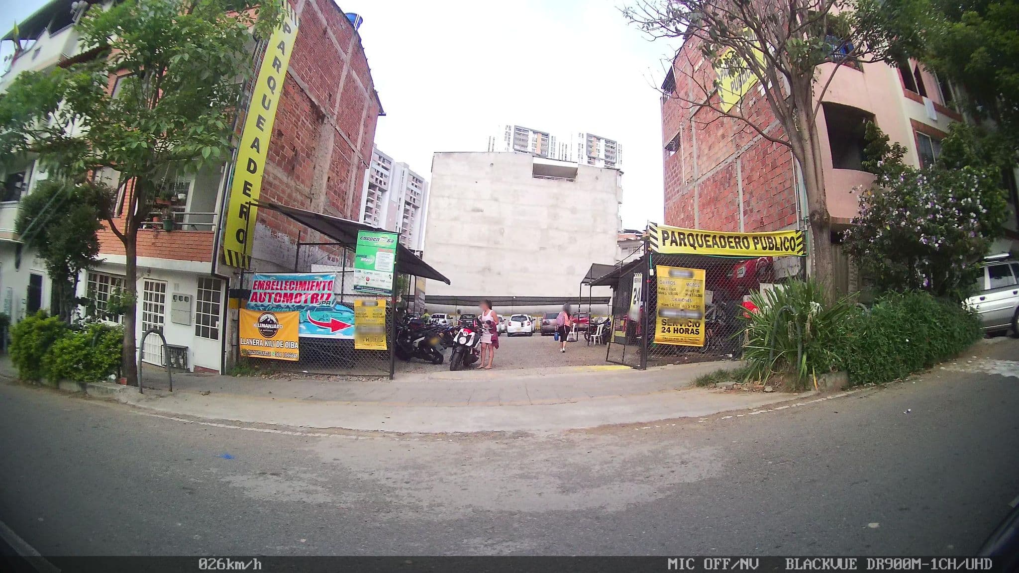 Street view near HOTEL AVENIDA EL BOSQUE, Floridablanca — © kaart_2 (CC BY-SA · Mapillary)