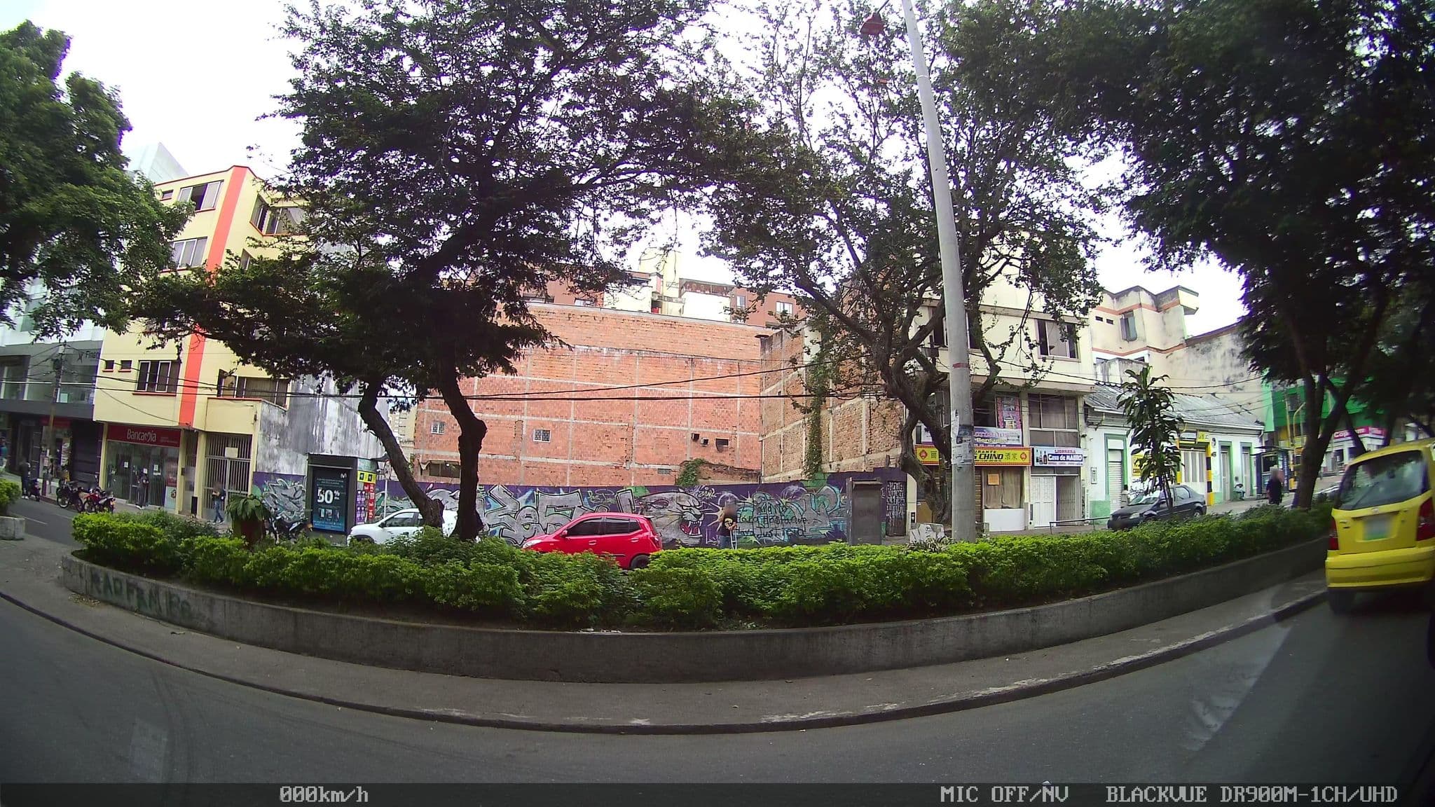 Street view near Hotel Cacique Ibagué, Ibagué — © kaart_2 (CC BY-SA · Mapillary)