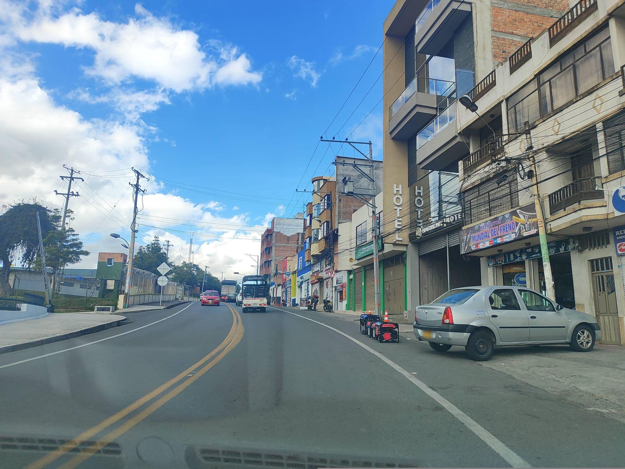 Street view near Harmony Hotel, Ipiales — © oscar_munoz1 (CC BY-SA · Mapillary)