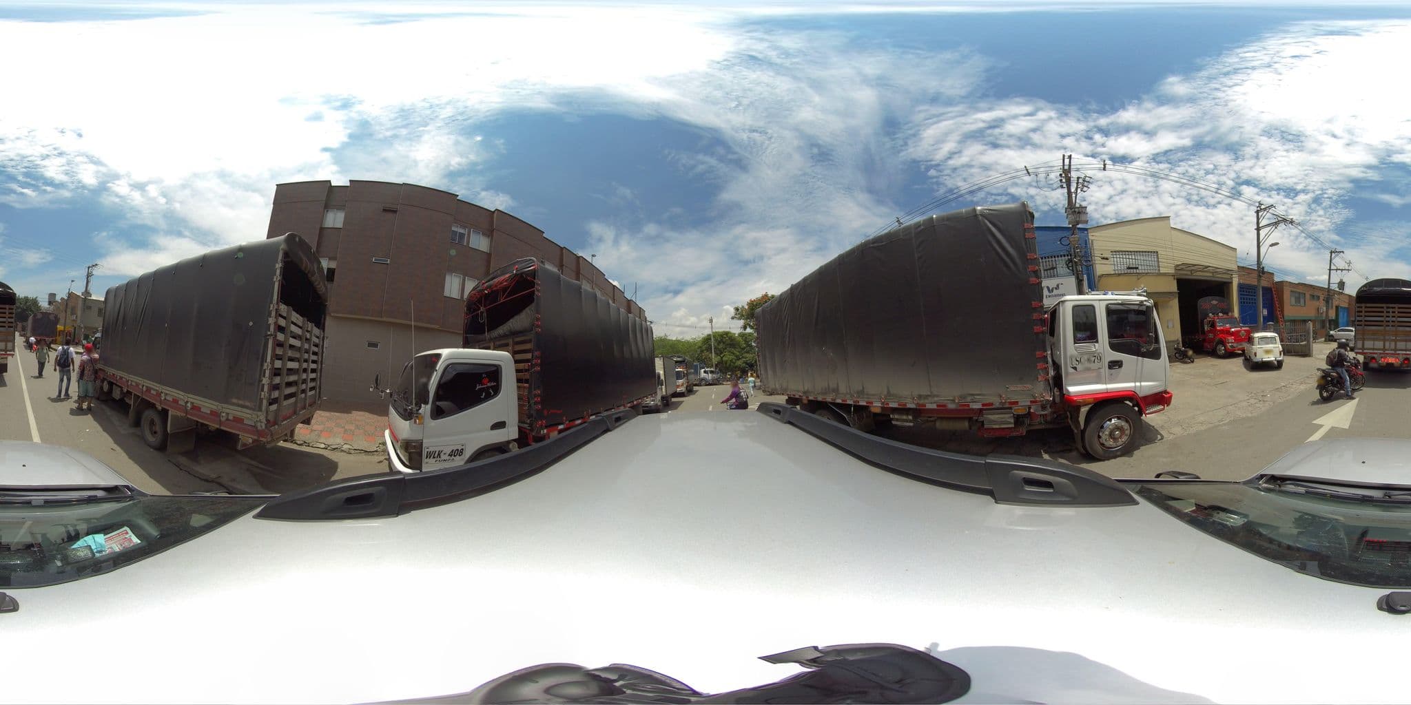 Street view near Hotel El Condado, Itagüí — © itagui360 (CC BY-SA · Mapillary)