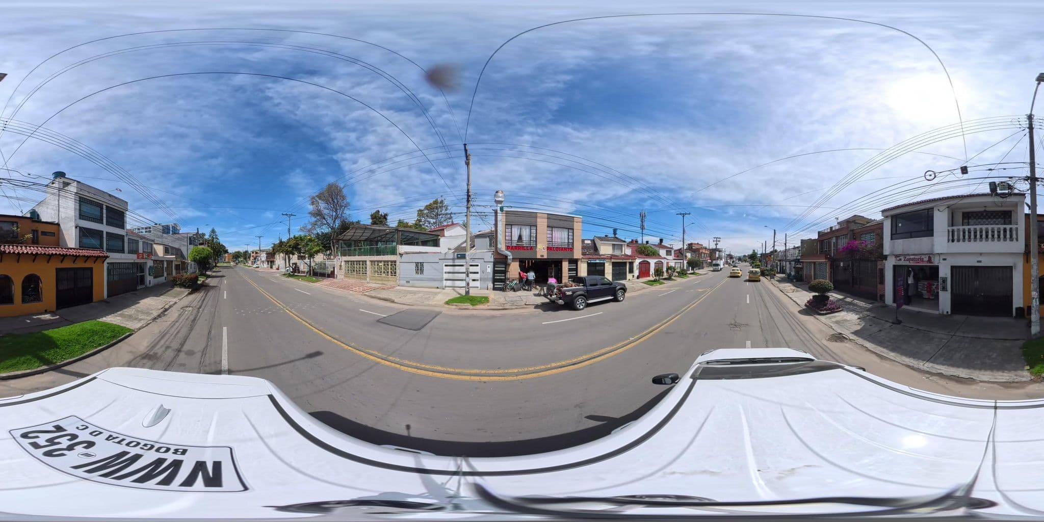 Street view near Hospedaje Cristiano Almagor, Kennedy — © cgalindop (CC BY-SA · Mapillary)