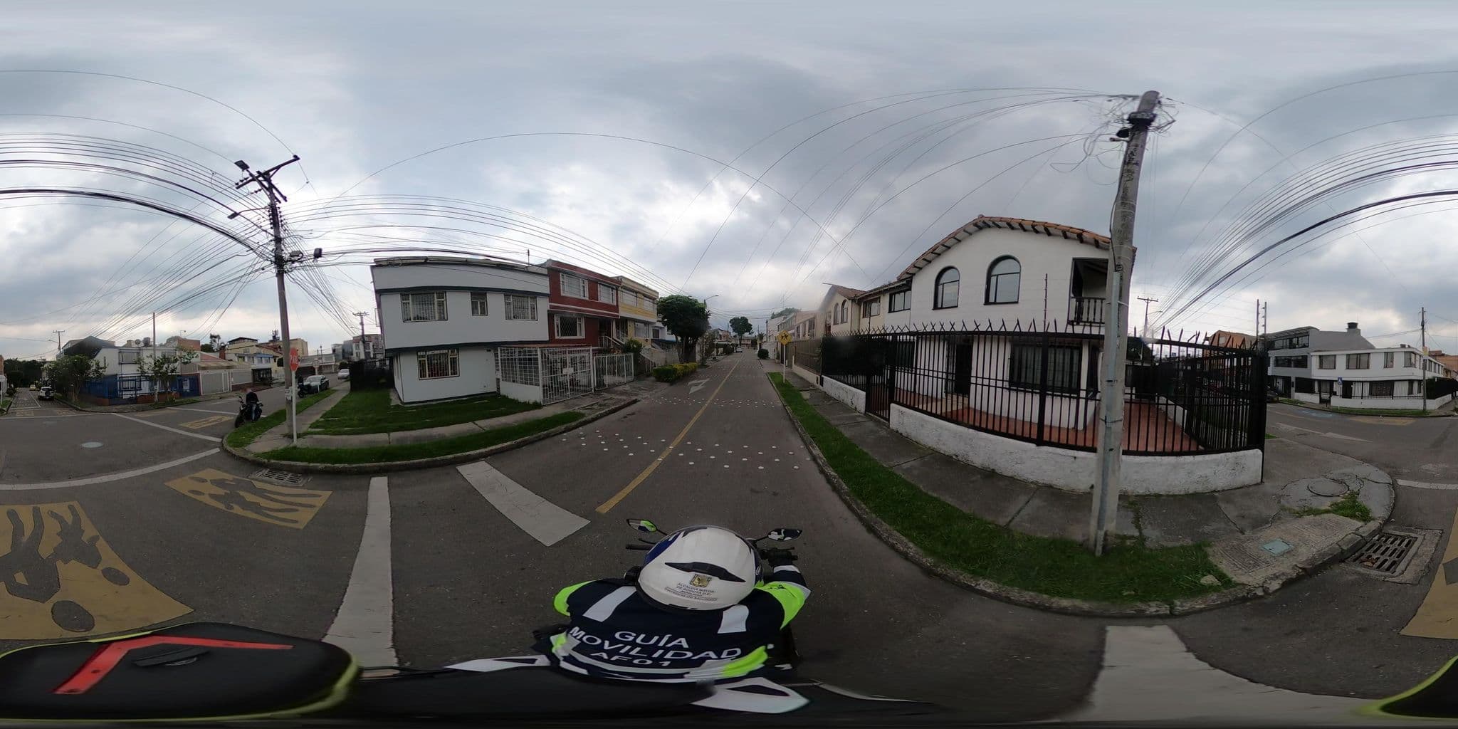 Street view near A RESTING PLACE hotel bogota aeropuerto terminal, Kennedy — © rbolivar (CC BY-SA · Mapillary)