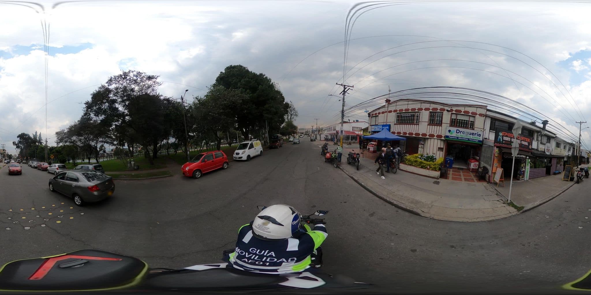 Street view near A 5 minutos del Aeropuerto, Kennedy — © rbolivar (CC BY-SA · Mapillary)