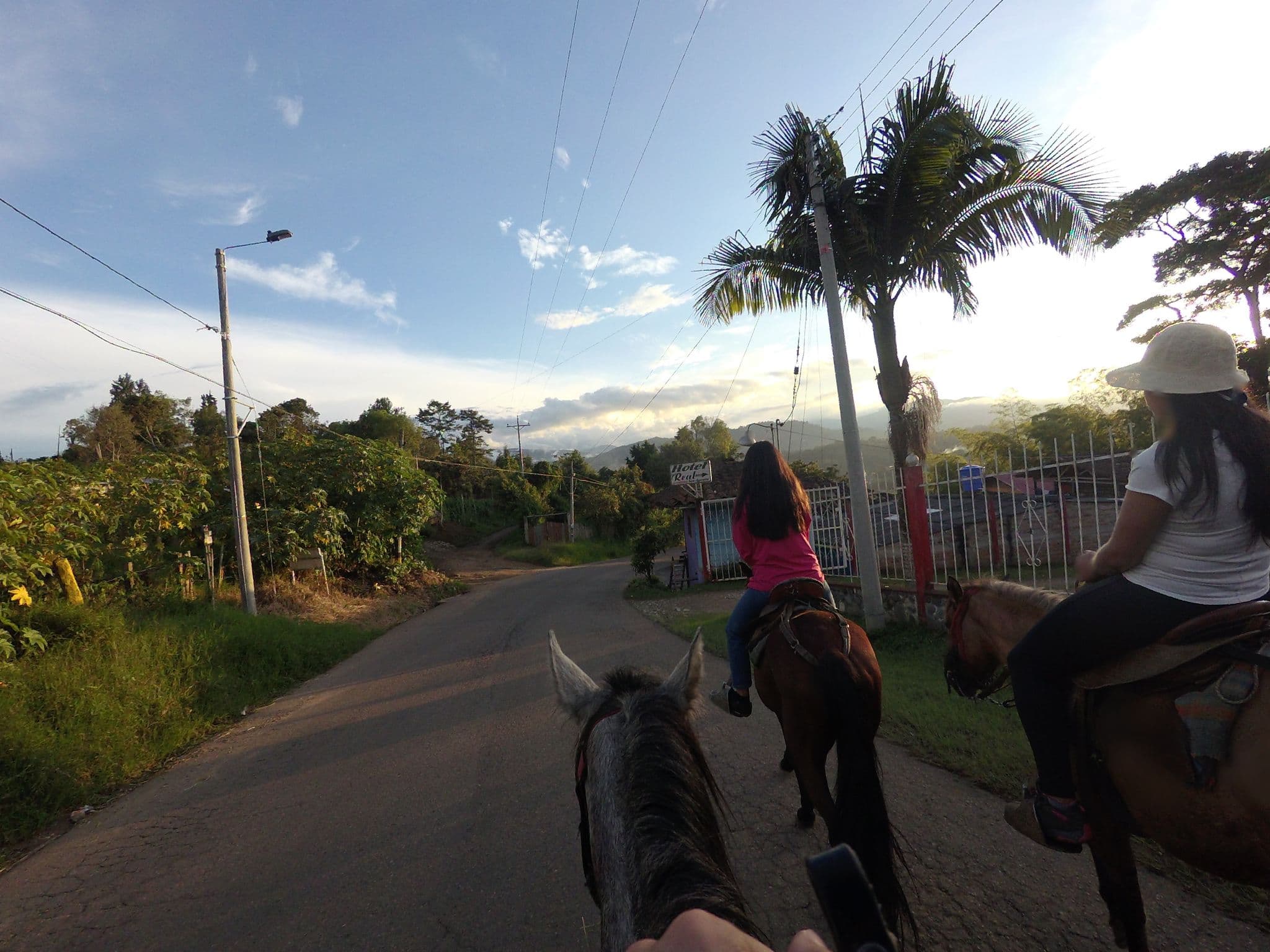 Street view near Hotel Villa Isabella, San Agustín — © angoca (CC BY-SA · Mapillary)