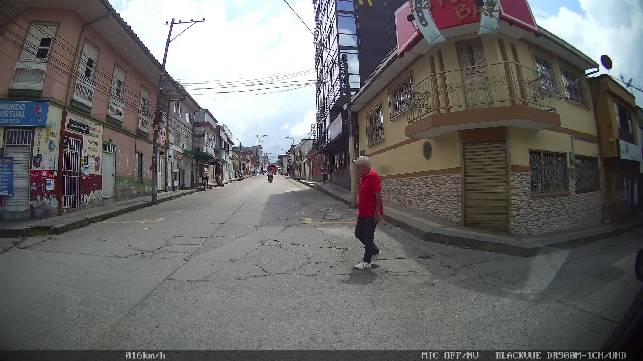 Street view near Hotel La Porra, Santa Rosa de Cabal — © kaart_2 (CC BY-SA · Mapillary)