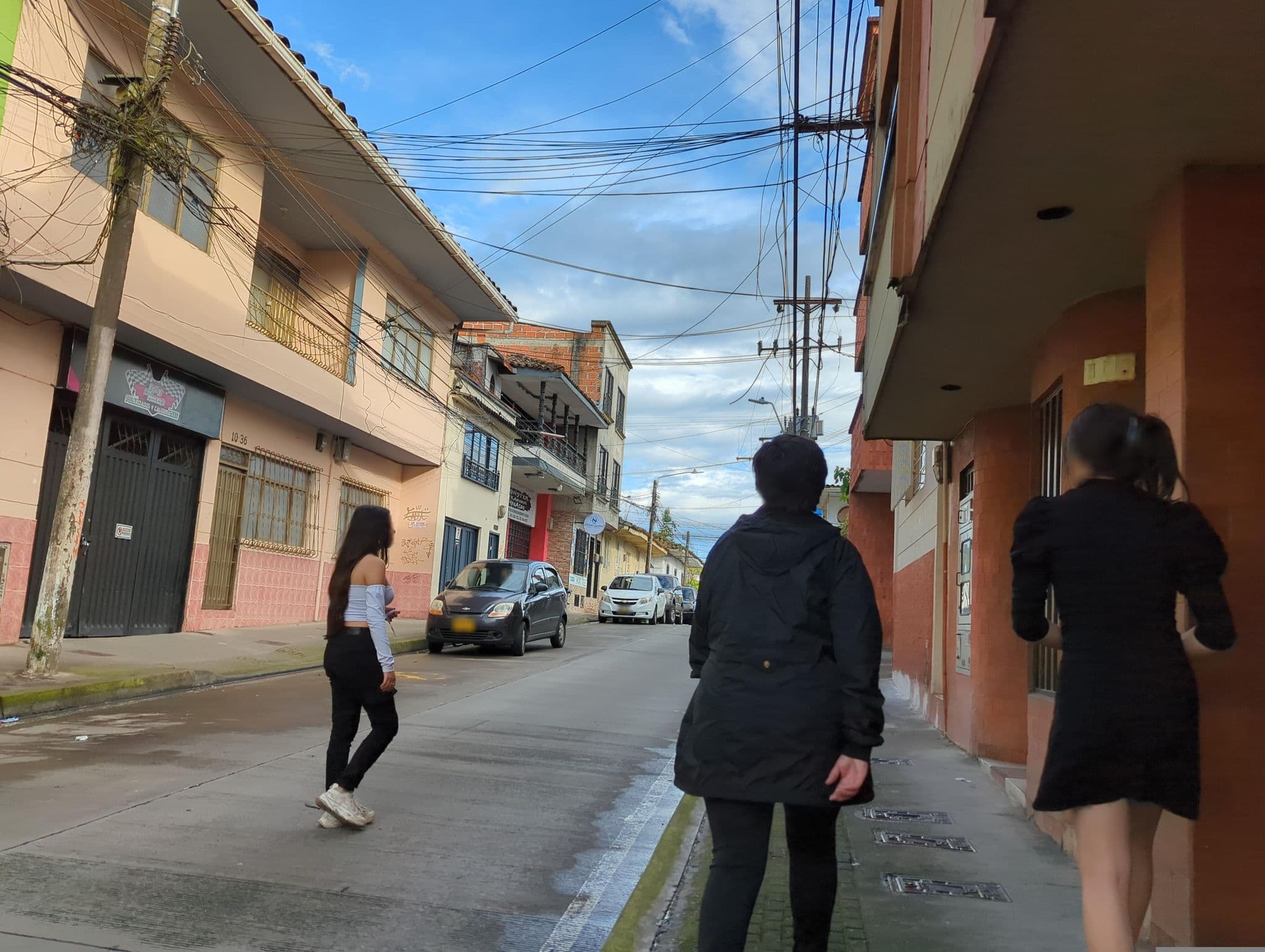 Street view near Casa Madre tierra Santa Rosa de Cabal, Santa Rosa de Cabal — © maplarry (CC BY-SA · Mapillary)