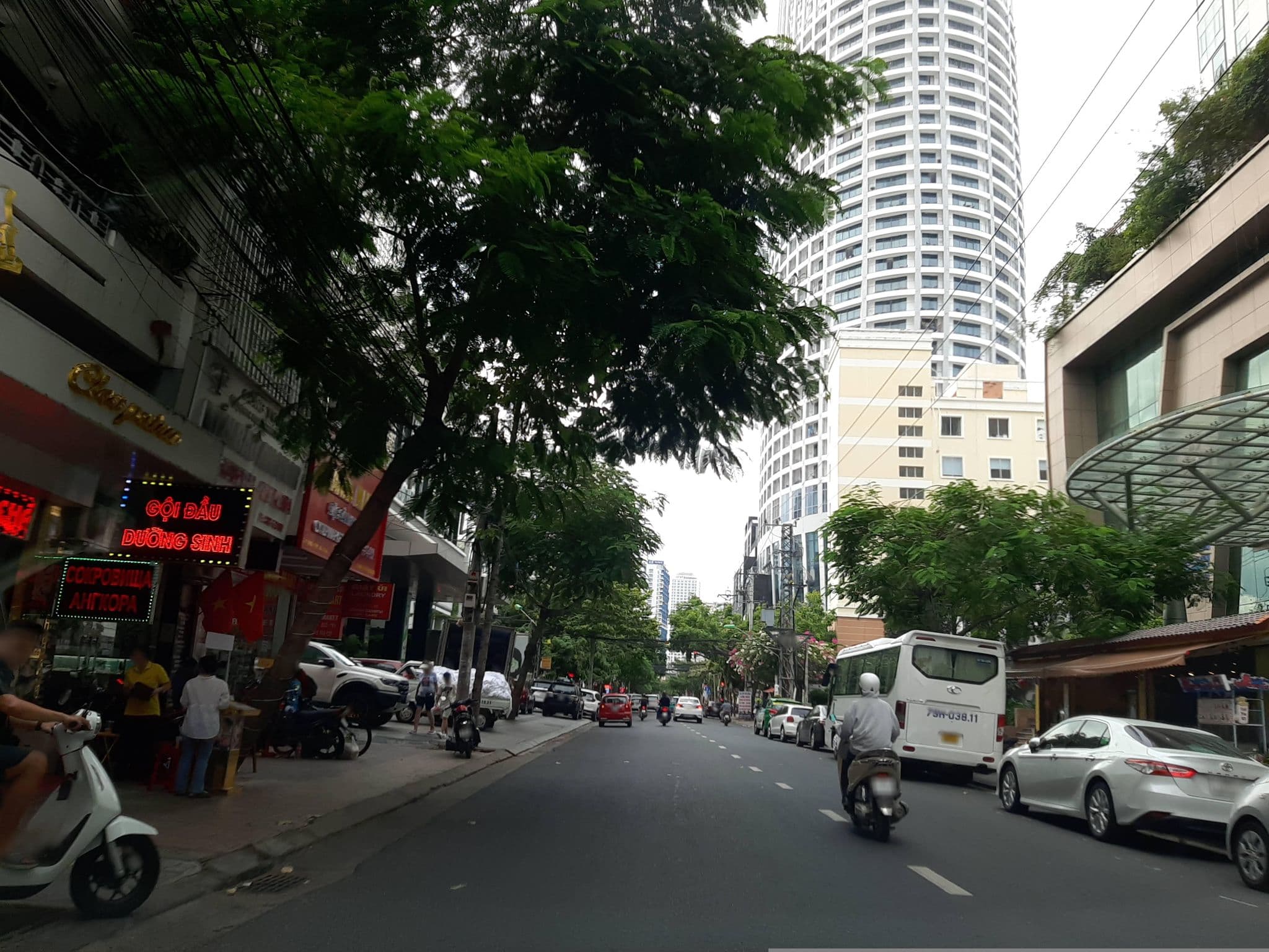 Street view near Galina Hotel & Spa, Nha Trang — © DriveWithHoang (CC BY-SA · Mapillary)